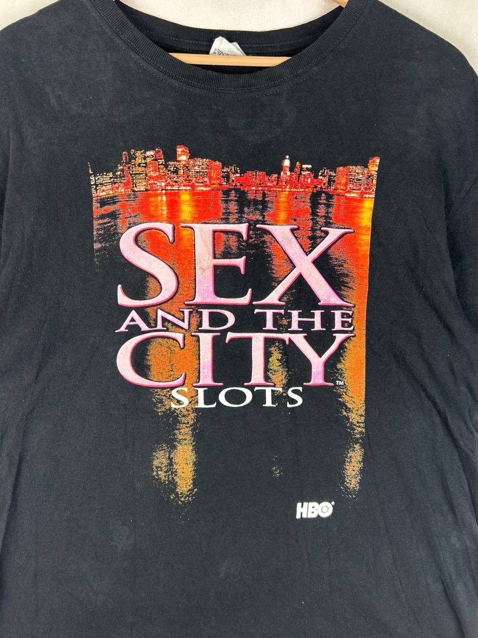 Vintage Vintage Sex and the City Slots T-Shirt | HBO Promo Tee Size US L / EU 52-54 / 3 - 5 Thumbnail