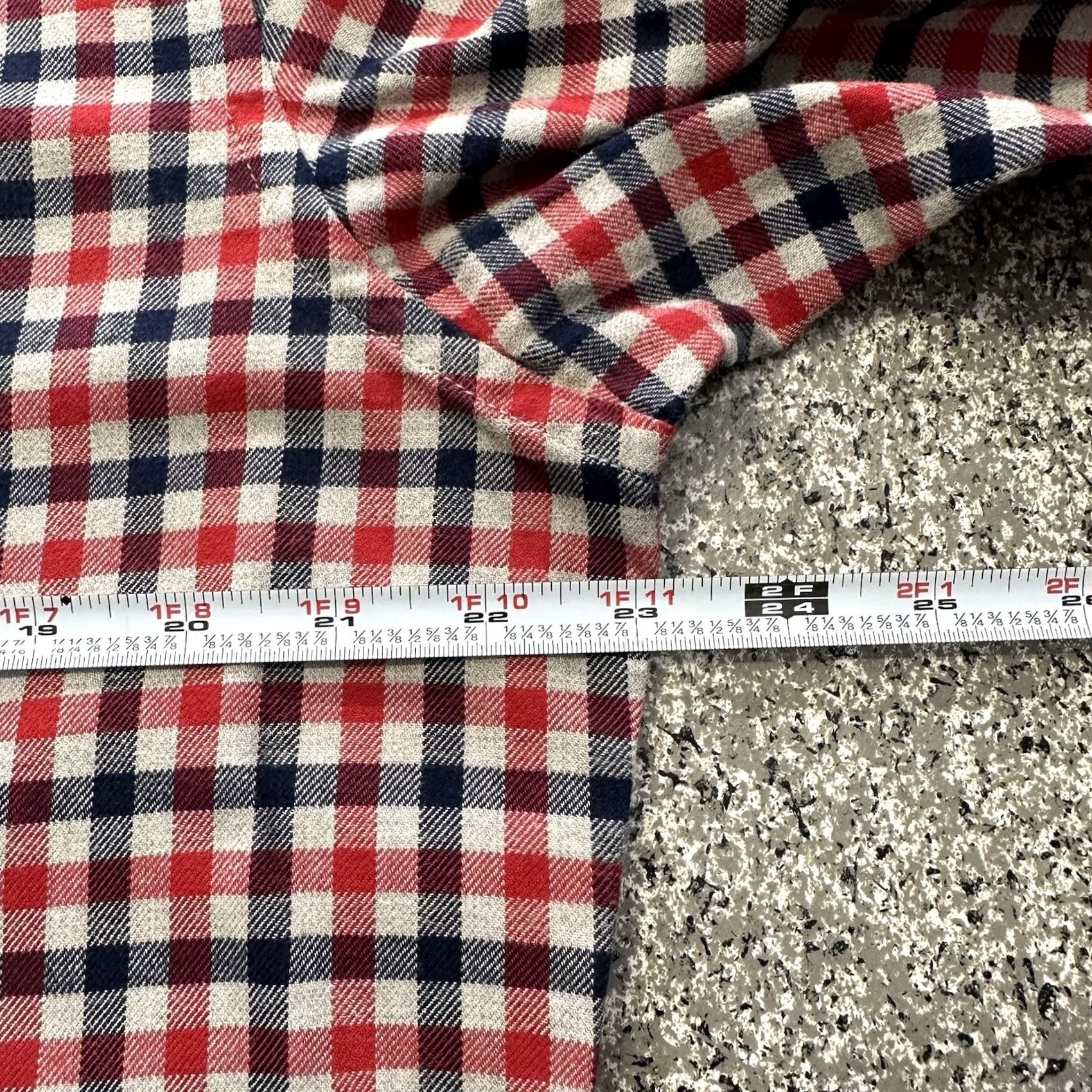 Banana Republic Banana Republic Button-Up Shirt Mens L Long Sleeve Red Camis Pattern Plaid Cotton Shirt Size US L / EU 52-54 / 3 - 3 Thumbnail