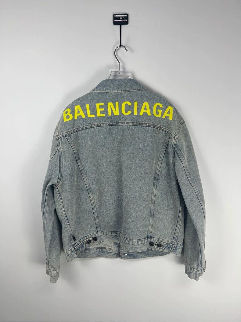 Balenciaga Balenciaga Back fluorescent green letter logo denim jacket Size US S / EU 44-46 / 1 - 2 Thumbnail