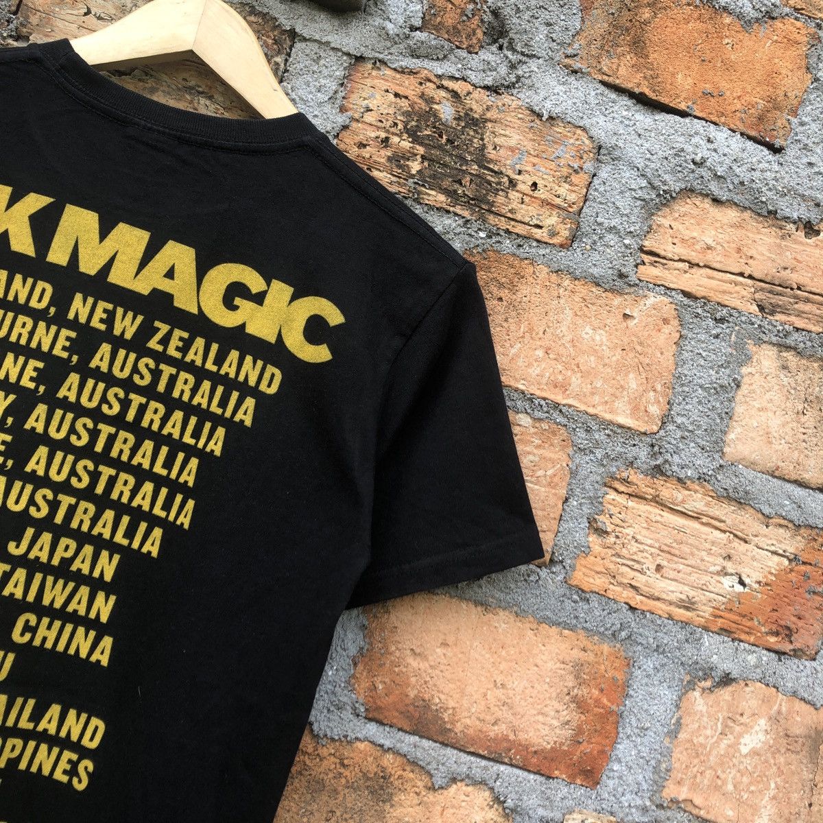 Other Bruno Mars 24k Magic World Tour Tshirt Size US S / EU 44-46 / 1 - 8 Thumbnail