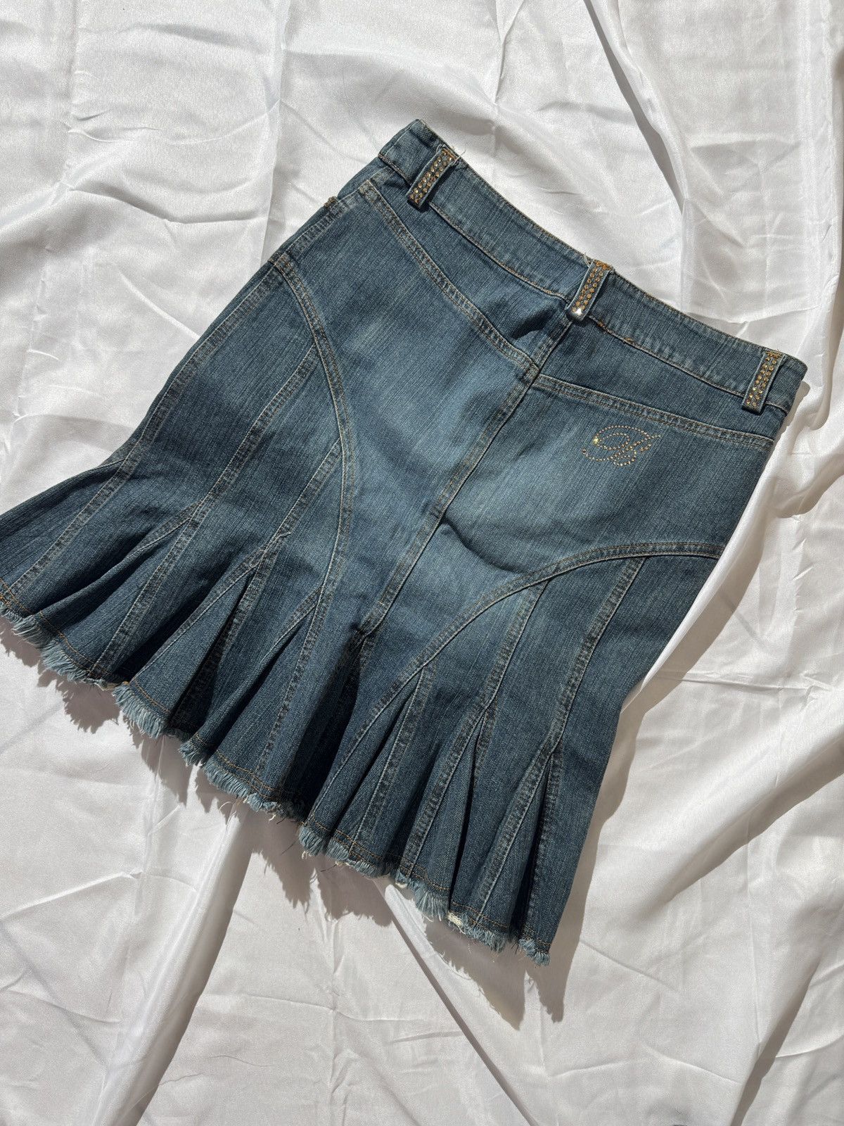 Blumarine Miss Blumarine Y2K Washed Denim Pleated Skirt Size 28" / US 6 / IT 42 - 8 Thumbnail