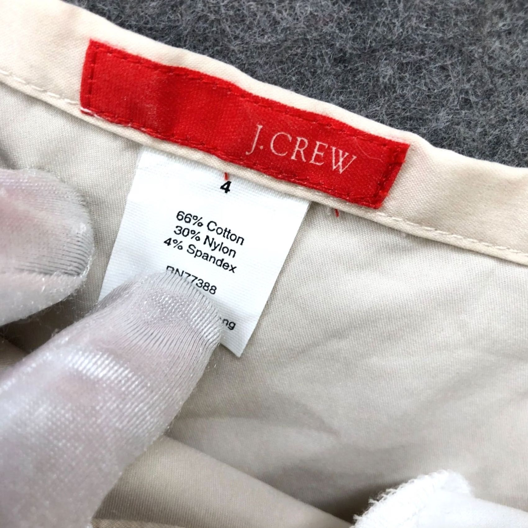 J.Crew VINTAGE J.CREW Lightweight Chino Shorts Womens 4 Beige Mid Rise Cotton 4.5'' Shorts Mens, Womens, Boys, Girls Size 27" / US 4 / IT 40 - 6 Thumbnail