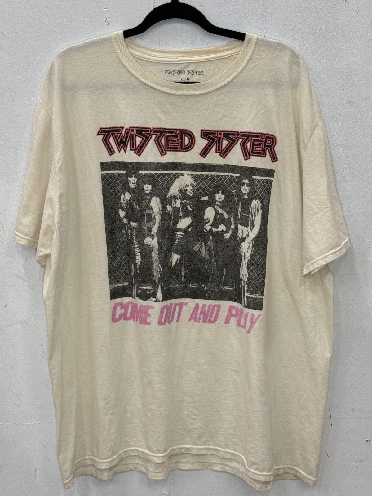 Vintage Twisted Sister t-shirt Come Out And Play Album t-shirt Size US L / EU 52-54 / 3 - 2 Thumbnail