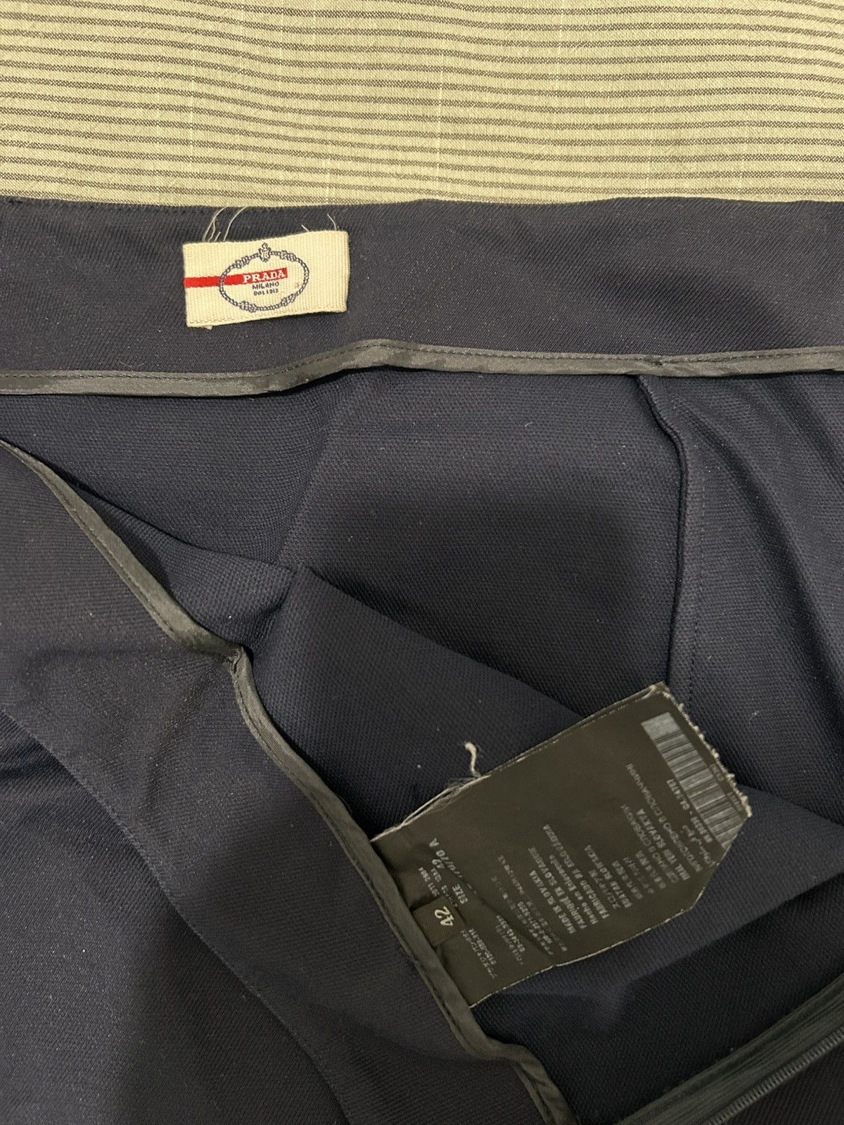 Prada Vintage Prada Navy Skirt Size 28" / US 6 / IT 42 - 2 Thumbnail