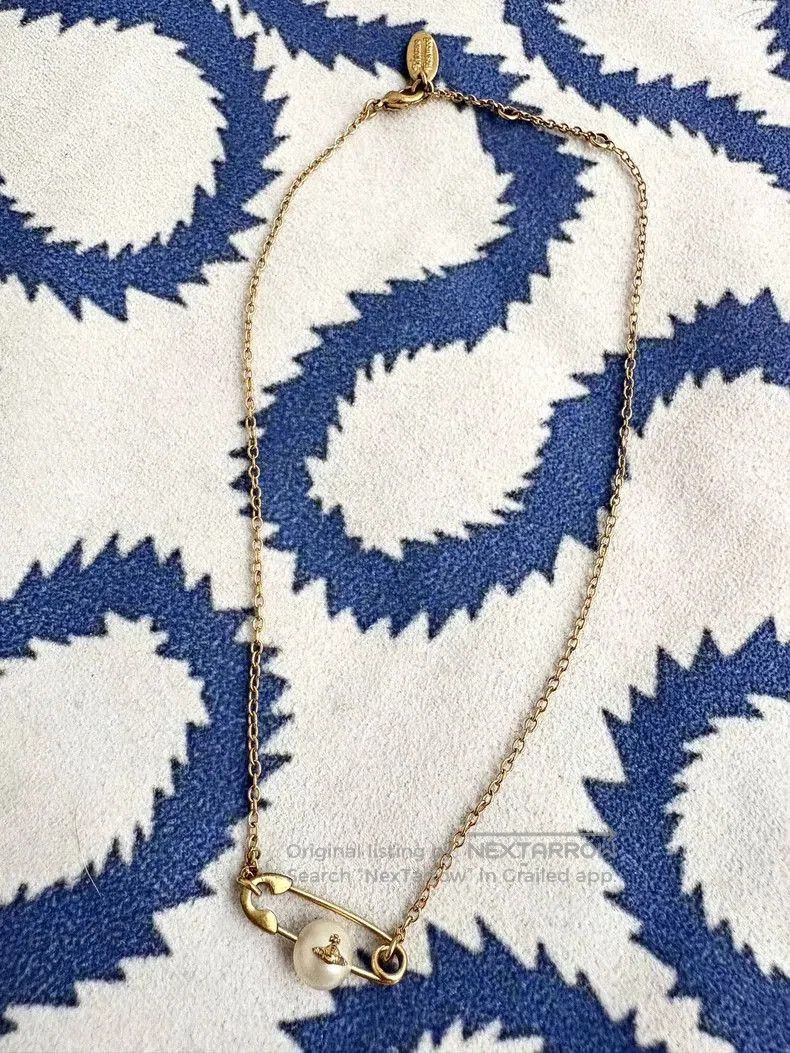 Vivienne Westwood Vivienne Westwood Gold Pearl Pin Necklace. Size ONE SIZE - 2 Thumbnail