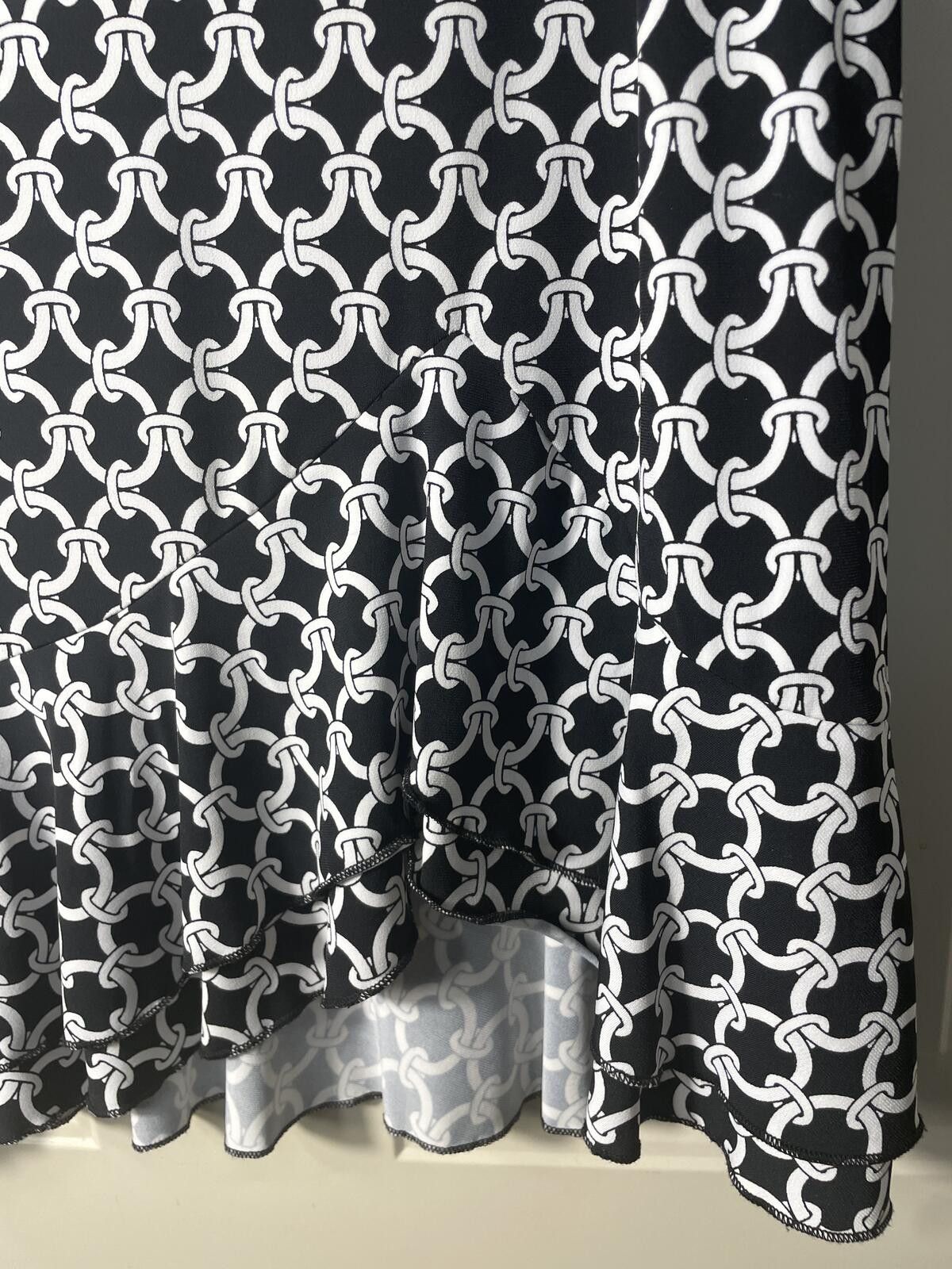 Unknown London White House Black Market Midi Skirt Women's Small Ruffle Hem Size 28" / US 6 / IT 42 - 4 Thumbnail