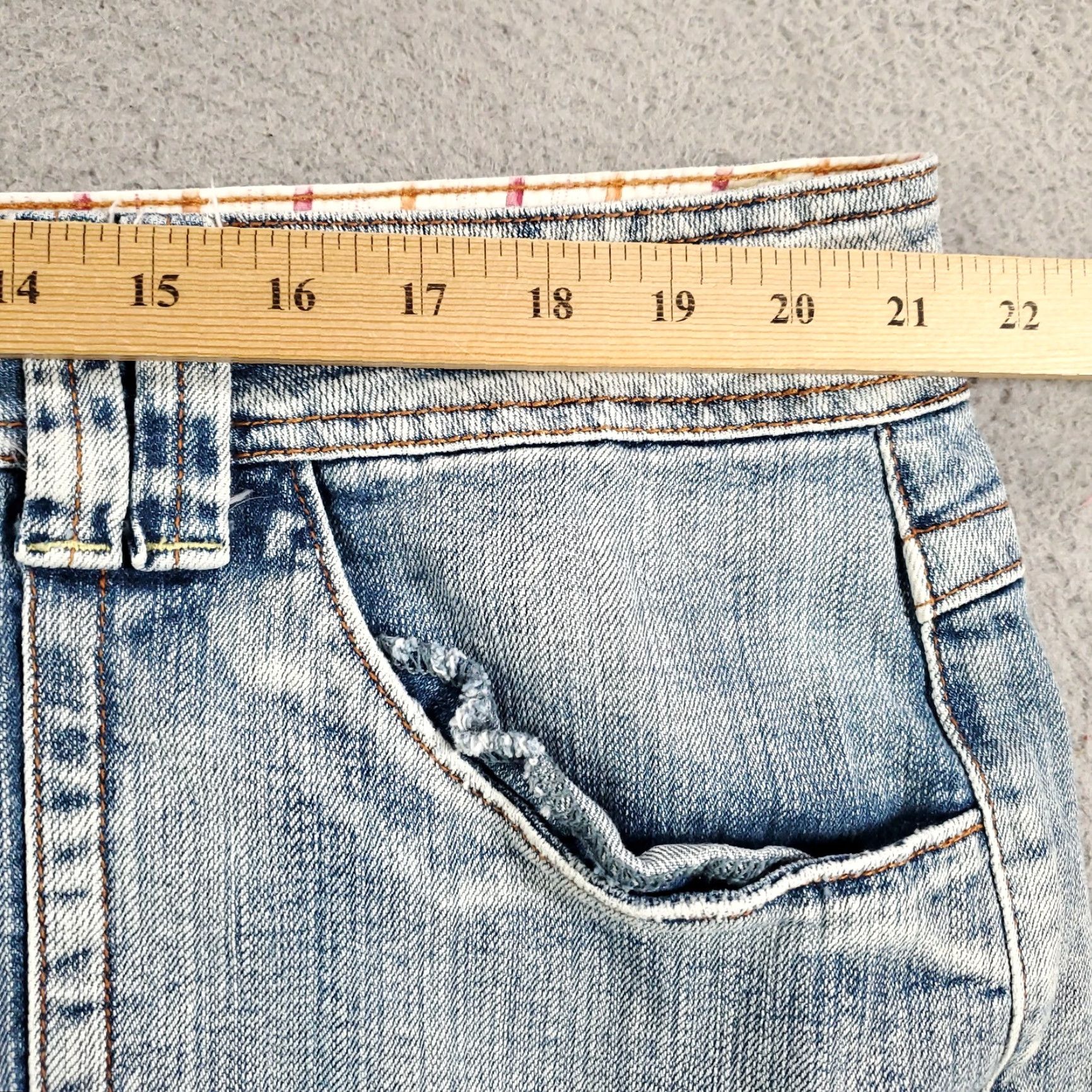 Denime Womens Cropped Jeans Size 20 Light Wash Denim 19 Inch Inseam Stretch 42x19 Jeans Zana Di Plus Pink? Size 42" / US 20 - 2 Thumbnail