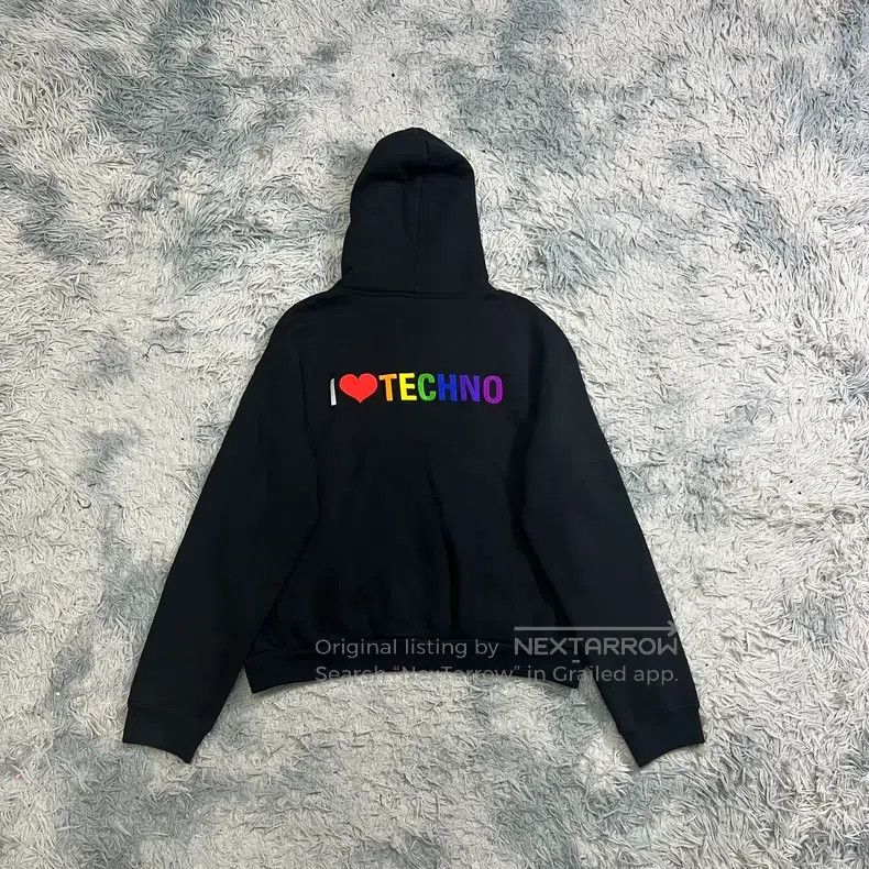 Balenciaga Balenciaga Sweatshirt Size L Size US L / EU 52-54 / 3 - 1 Thumbnail