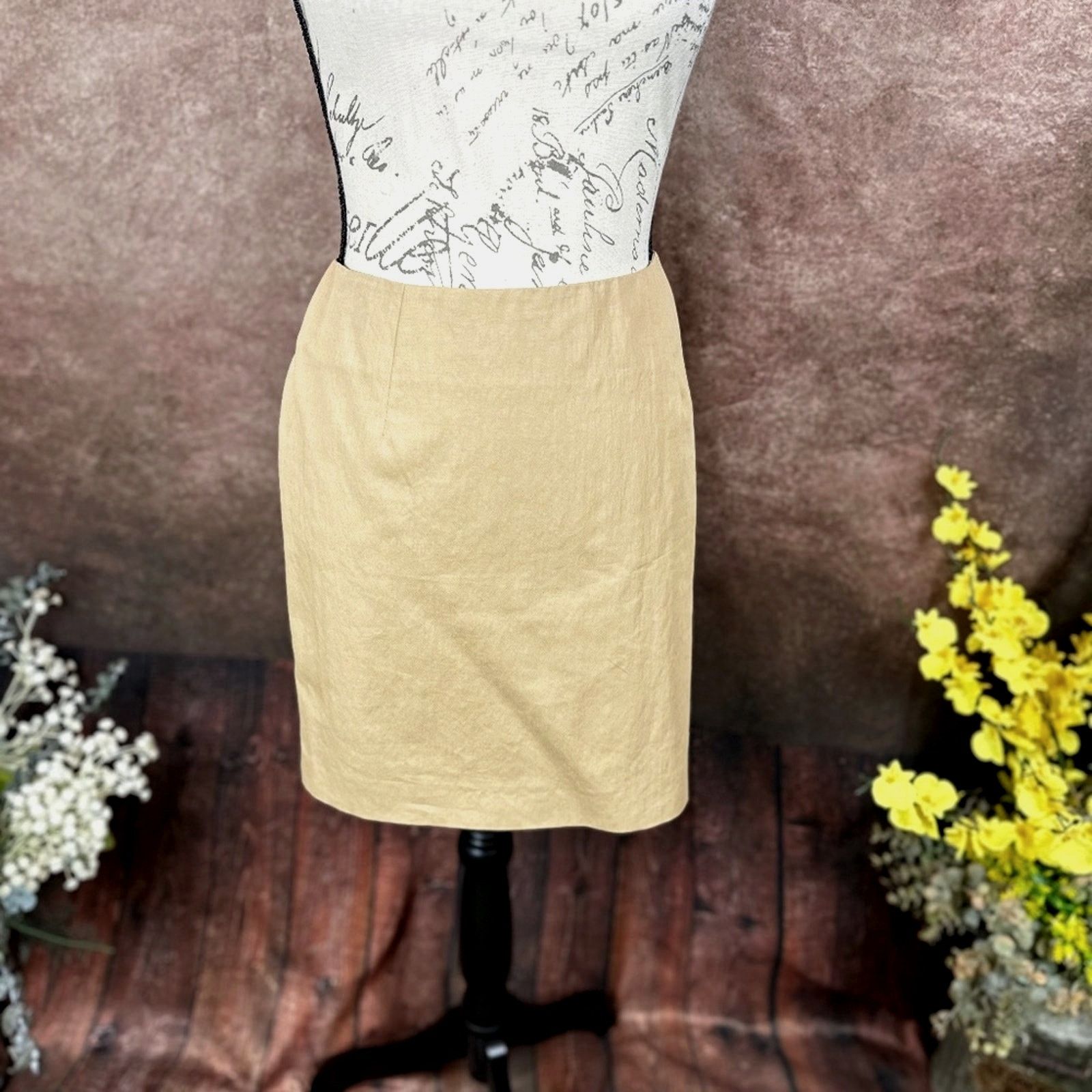 Cedric Charlier Cedric Charlier Knee Length Pencil Skirt Tan Size 8 Size M / US 6-8 / IT 42-44 - 4 Thumbnail