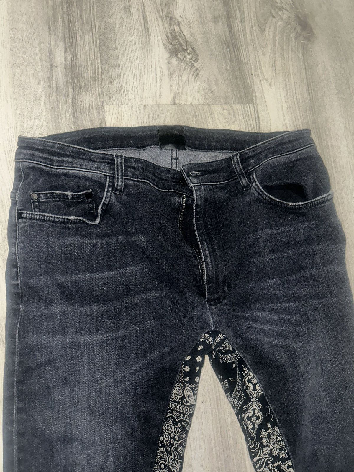 Alchemist Black Alchemist Bandana print Jeans Size US 32 / EU 48 - 3 Thumbnail