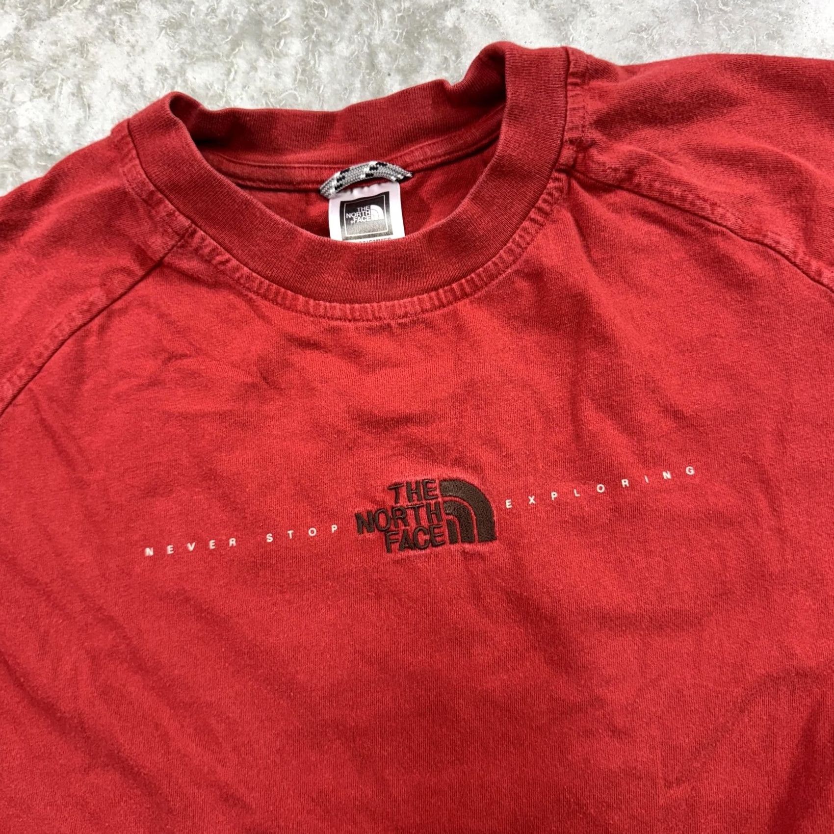 The North Face The North Face Shirt Mens M Red Long Sleeve Crewneck Logo Outdoors Hiking Tee Size US M / EU 48-50 / 2 - 2 Thumbnail