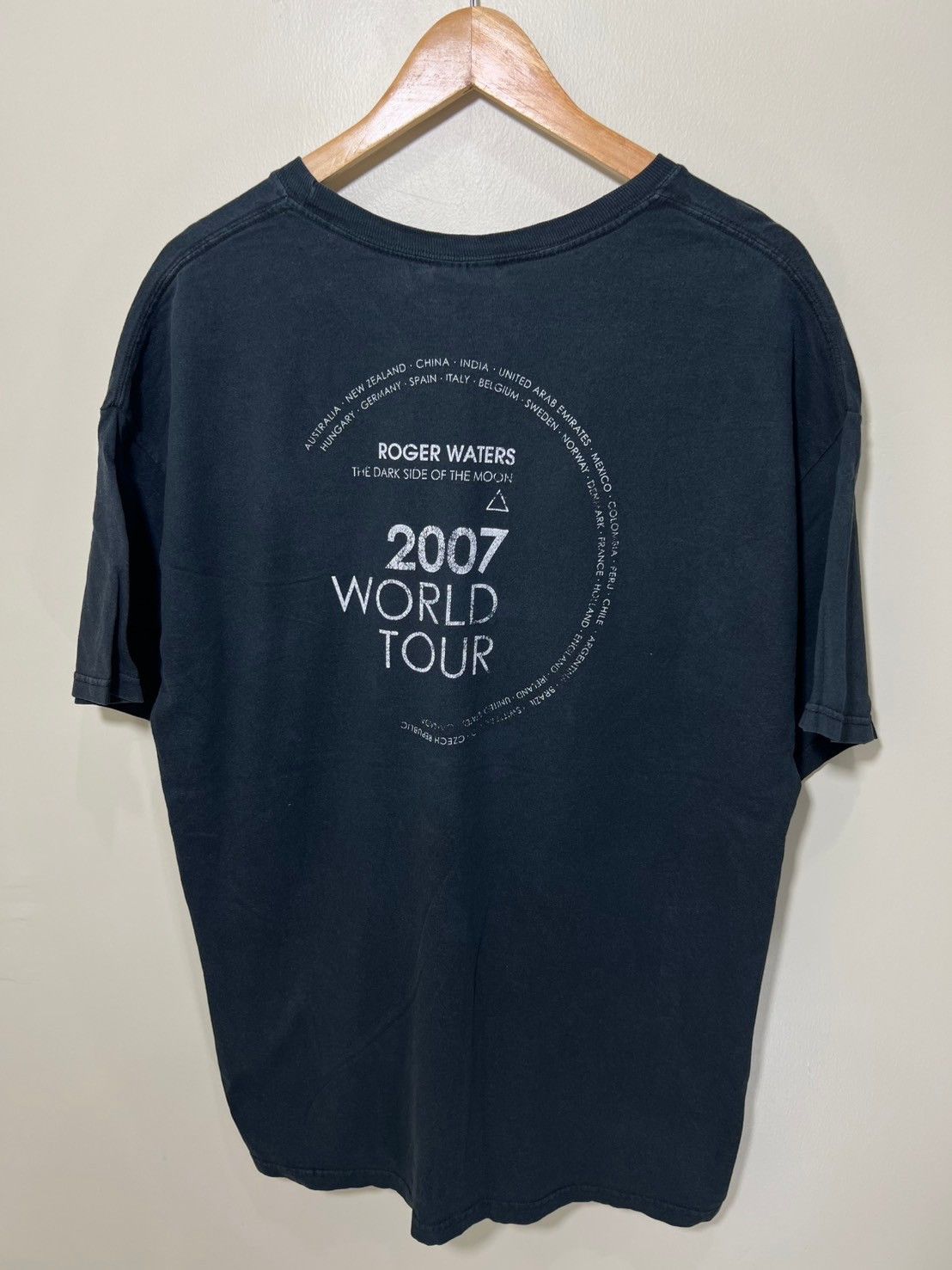 Band Tees × Vintage Vintage 00's Dark Side of the Moon Roger Waters shirt bnz01 Size US XL / EU 56 / 4 - 6 Thumbnail