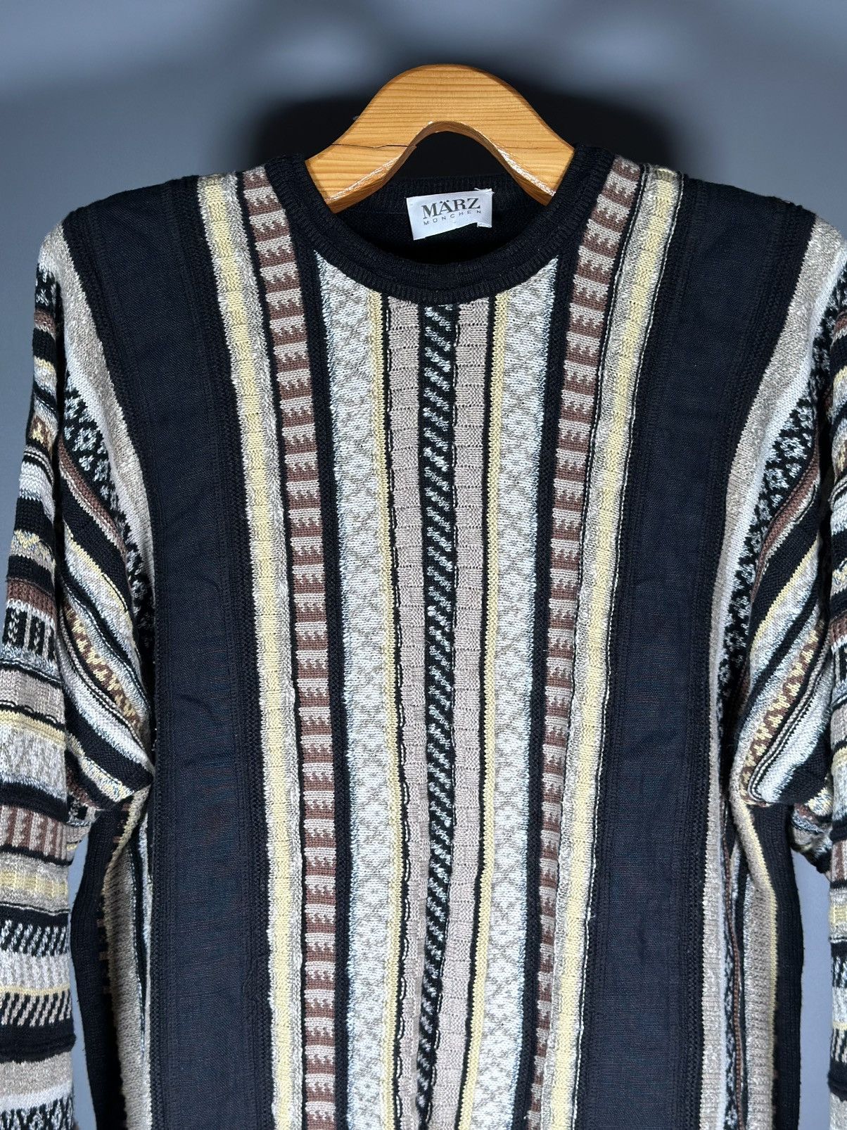 Coogi Marz USA Coogi Style 3D Knit Pullover Sweater Men’s XL Size US XL / EU 56 / 4 - 5 Thumbnail