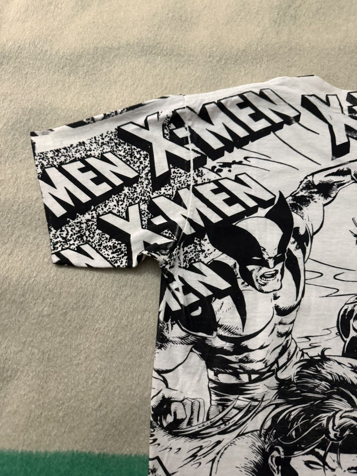 Cartoon Network × Marvel Comics Vintage 90s 1993 Marvel Xmen AOP Shirt Youth XL Adult Small Size US S / EU 44-46 / 1 - 4 Thumbnail