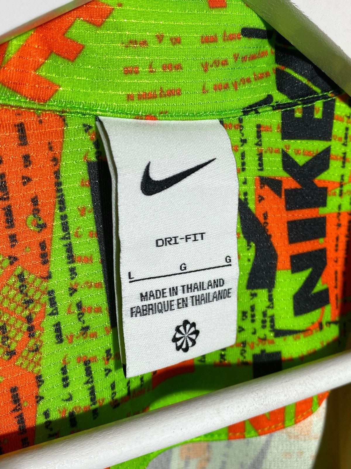 Nike Nike Just Do It All Over Print Green Orange Shirt Size US L / EU 52-54 / 3 - 9 Thumbnail