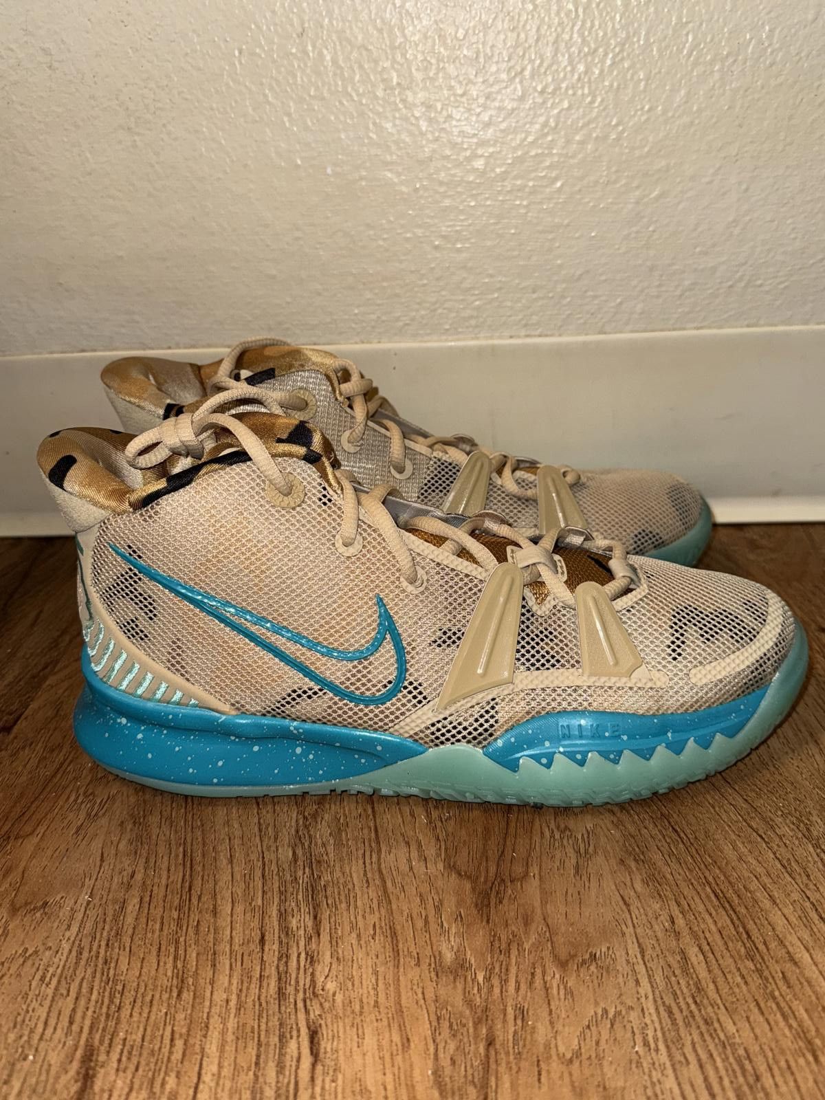 Nike Nike Kyrie 7 Ripple (Gs) Size US 6.5 / EU 39-40 - 1 Thumbnail