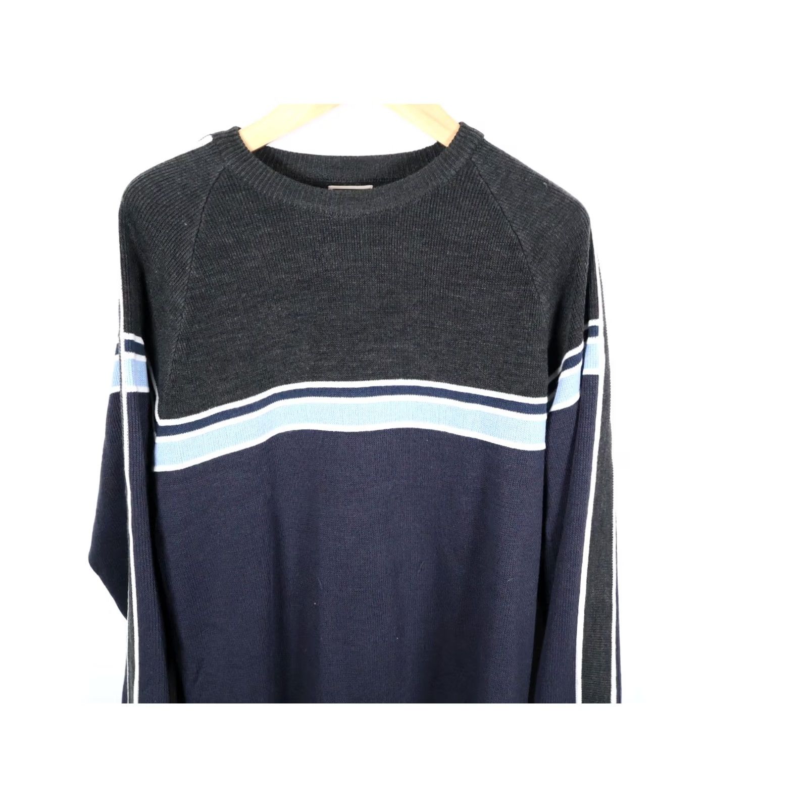 Vintage VINTAGE Arizona Men’s Large Dark Blue Gray Striped Sleeve Pattern Crewneck Sweater / Pullover / Hipster Preppy Punk Retro / 80s 90s Inspired Size US L / EU 52-54 / 3 - 4 Thumbnail