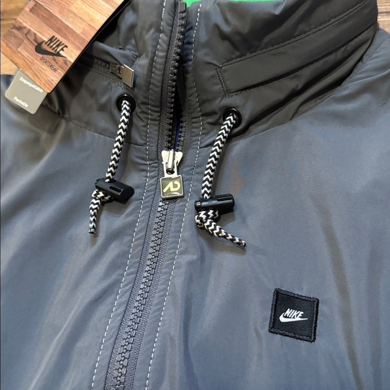 Nike 2008 Nike Packable Zip Up Windbreaker Hoodie Sweatshirt Size US L / EU 52-54 / 3 - 7 Thumbnail