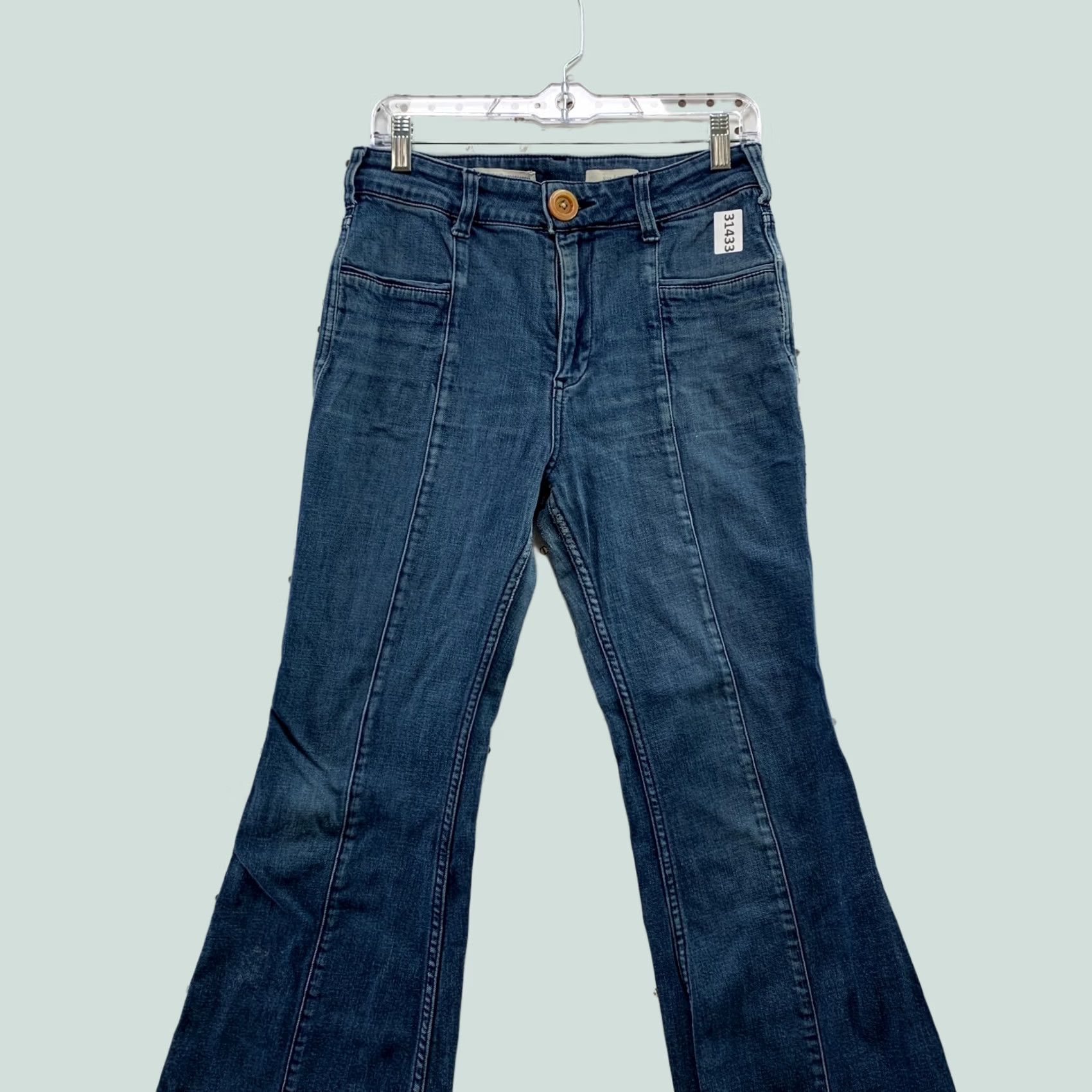 Vintage Anthropologie Pilcro Blue Denim Flared Jeans Womens Size 28x29 Casual FLARE Size 28" / US 6 / IT 42 - 1 Thumbnail