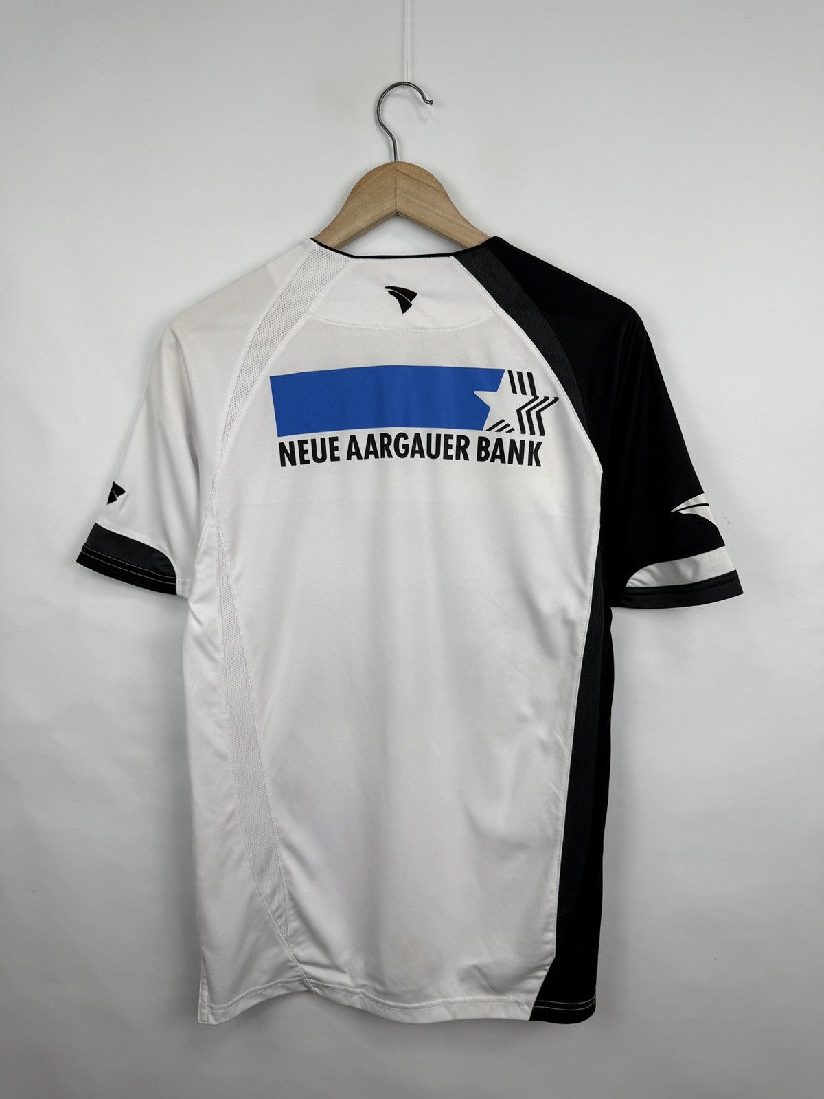 Diadora 🇨🇭Vintage 2006 FC Aarau JAKO Football Home Jersey Switzerland Size US S / EU 44-46 / 1 - 11 Thumbnail