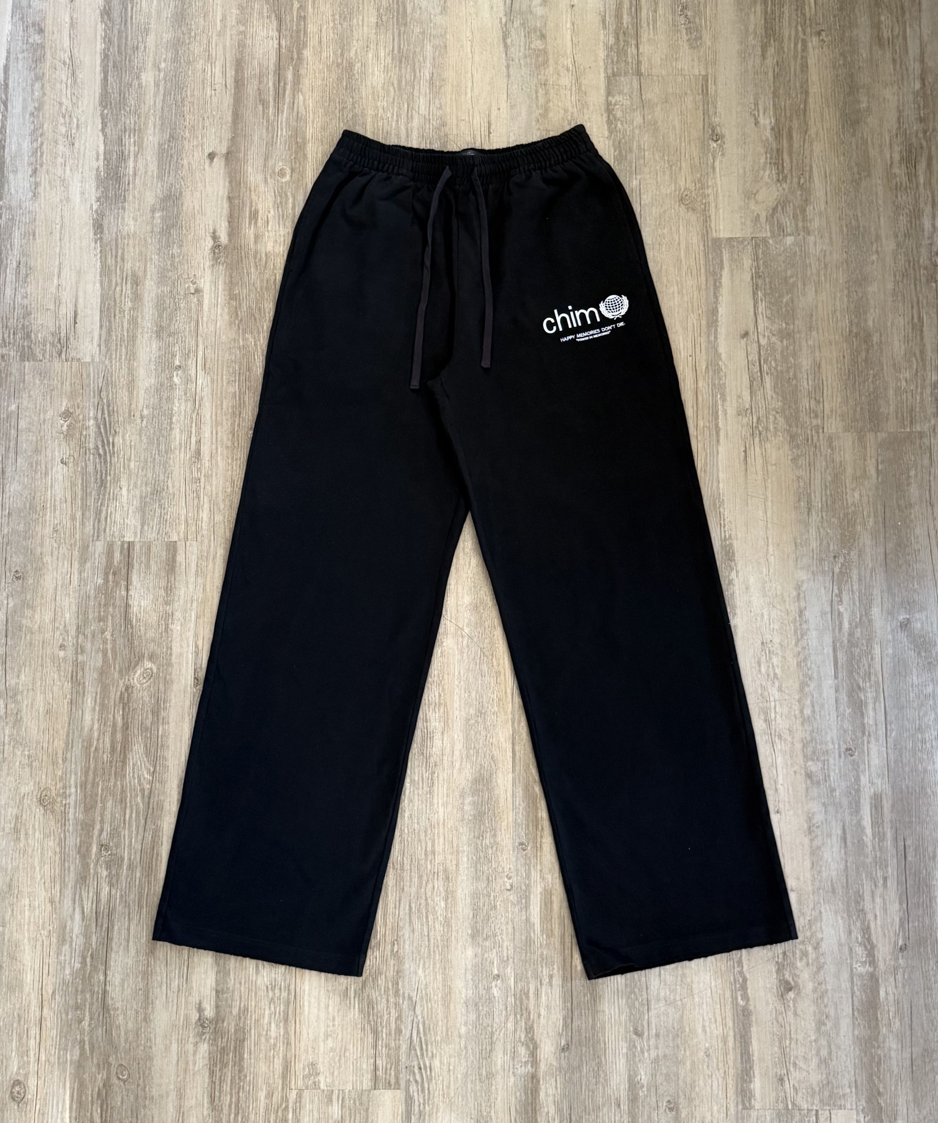 HMDD HMDD Chim World Sweats Size US 34 / EU 50 - 1 Thumbnail