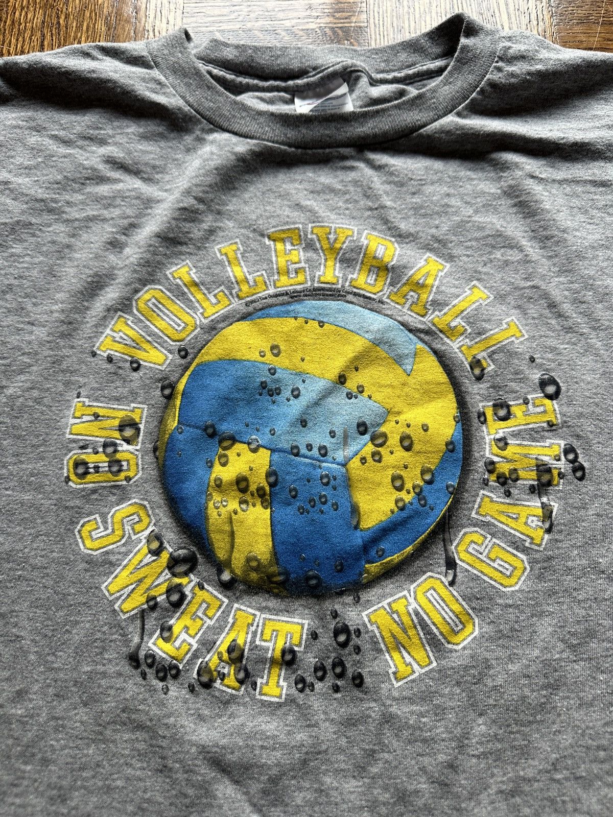 Vintage Vintage Y2K Volleyball No Sweat No Gain Graphic Tee Size US XL / EU 56 / 4 - 3 Thumbnail