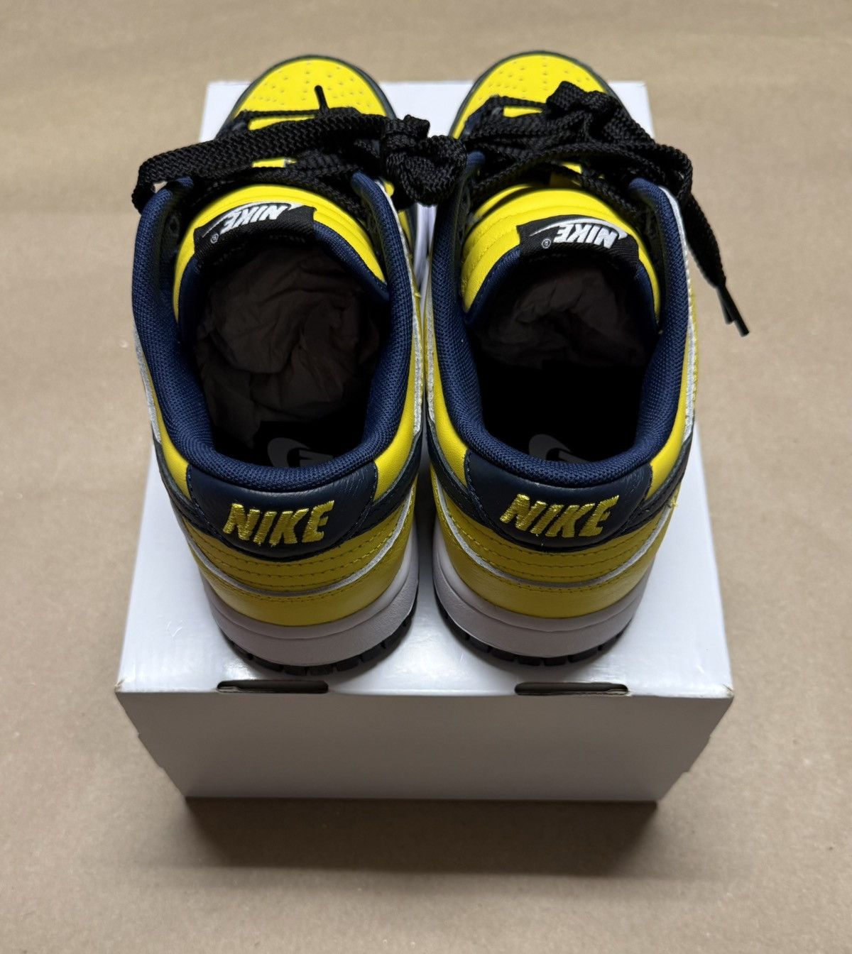 Nike Nike Dunk Low By You Michigan SB men’s size 7 shoes Rare! Size US 7 / EU 40 - 4 Thumbnail