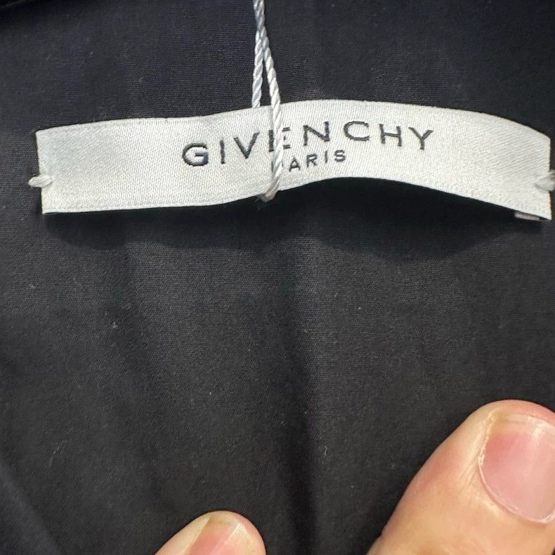 Givenchy Givenchy Shark Long Sleeve Shirt Size US S / EU 44-46 / 1 - 3 Thumbnail