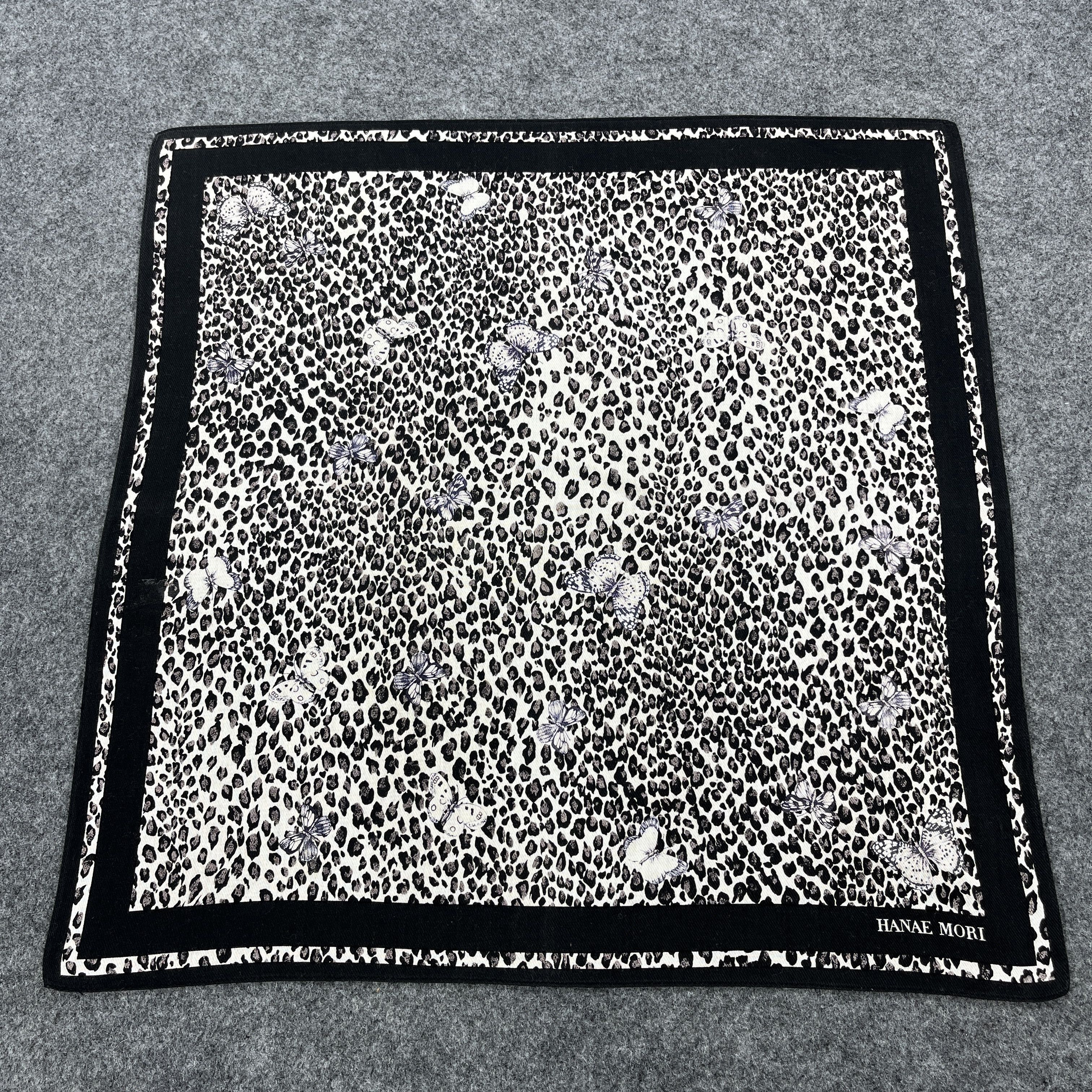 Hanae Mori Hanae Mori Bandana / Handkerchief / Neckerchief B803 Size ONE SIZE - 2 Thumbnail