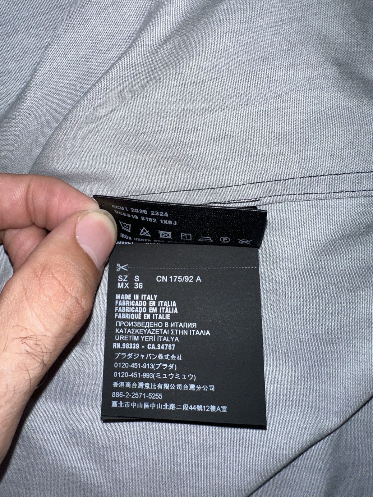 ベスト PRADA プラダ ダウンジャケット/ダウンベスト 38(S位) 黒 【古着