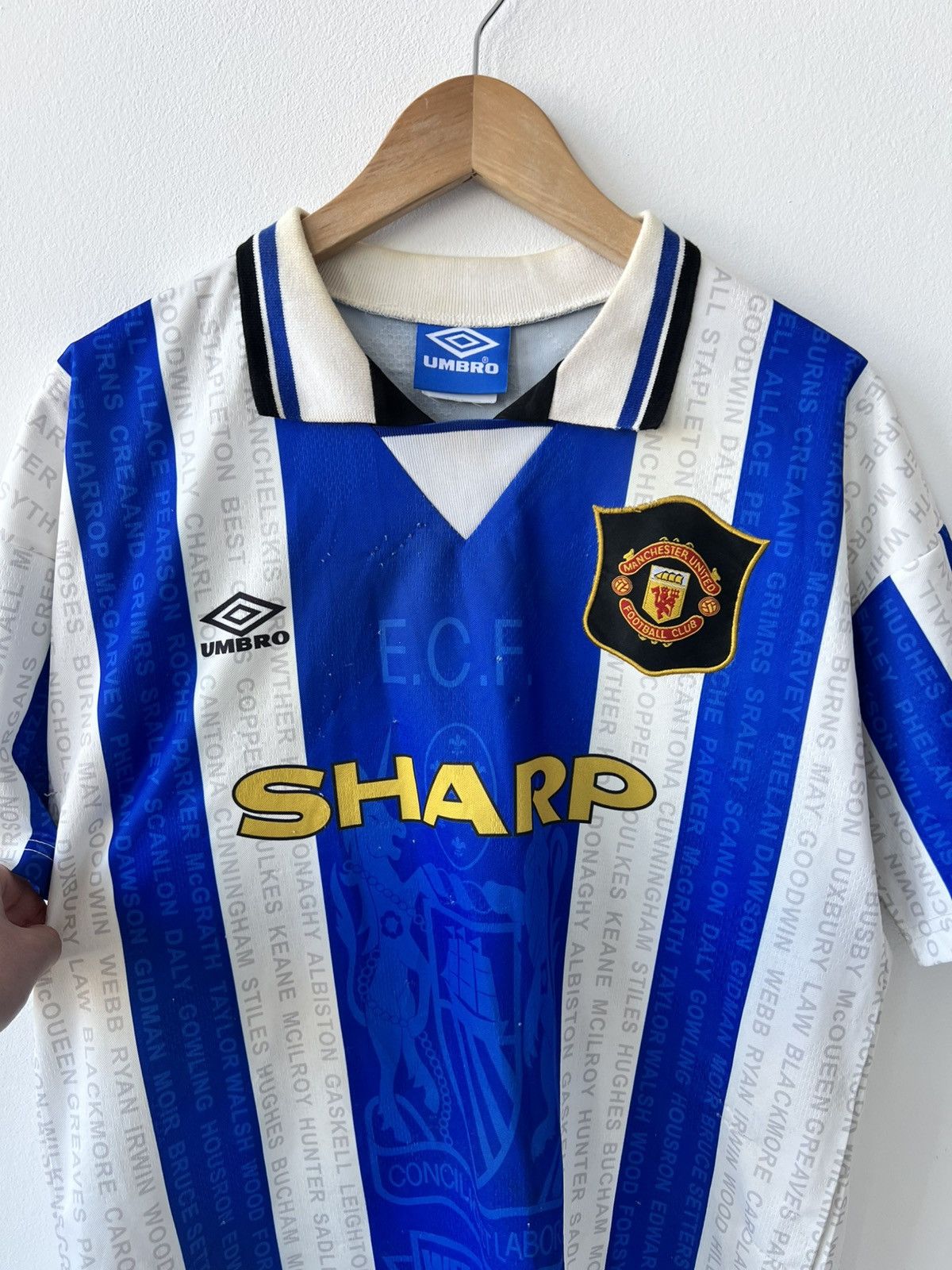 Umbro 🩸RARE🩸Umbro Manchester United 1994/1996 Third Jersey Size US L / EU 52-54 / 3 - 6 Thumbnail