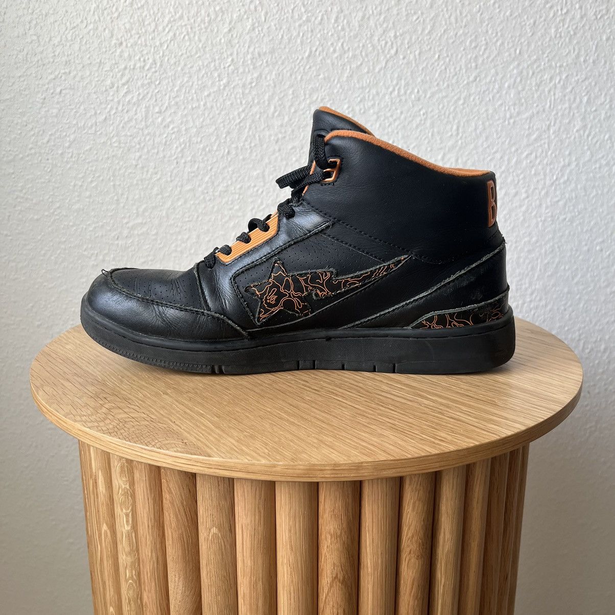 Bape Bape "Hi Top" Black and Orange Size US 11 / EU 44 - 2 Thumbnail