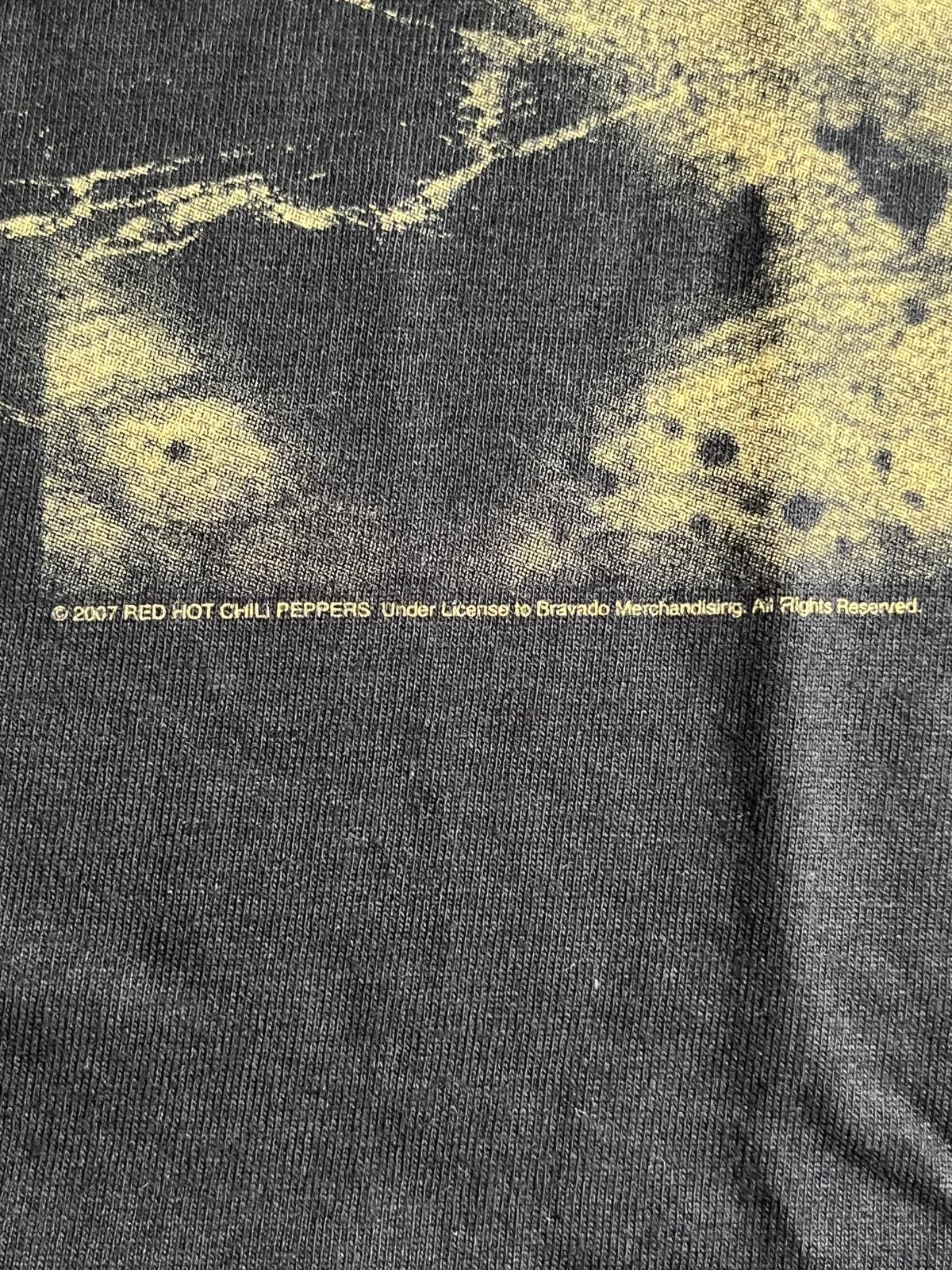 Designer Shirt Red Hot Chili Peppers Asterisk Heavy T-shirt - 2XL Size US XXL / EU 58 / 5 - 4 Thumbnail