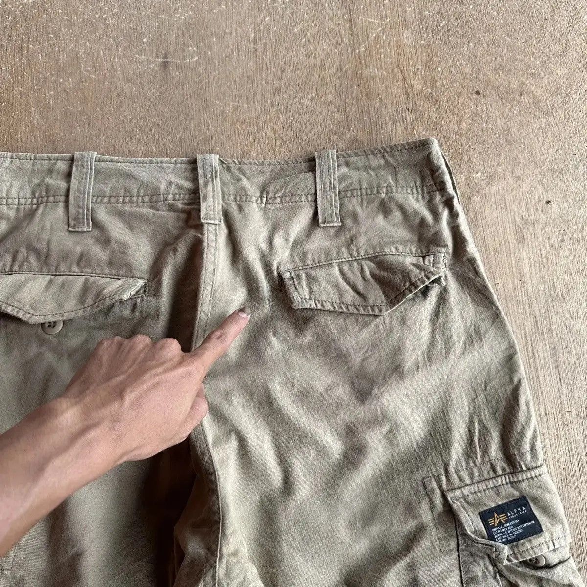 Japanese Brand BIG POCKET ALPHA INDUSTRIES TACTICAL MULTIPOCKET LOOSE CARGO Size US 33 - 14 Thumbnail