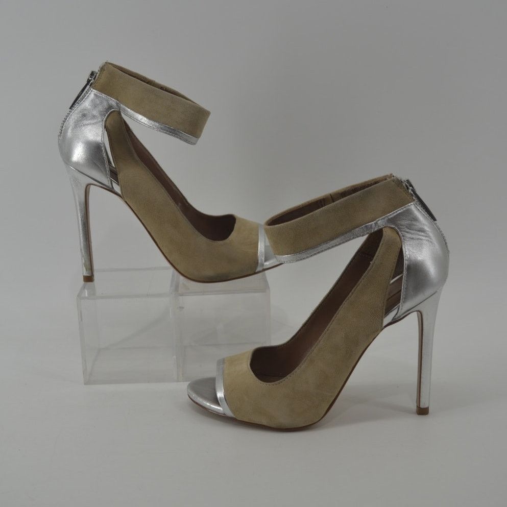 Bcbgmaxazria BCBG Maxazria Silver Metallic Suede Goat Leather EU 37 US 7 Size US 6.5 / IT 36.5 - 6 Thumbnail