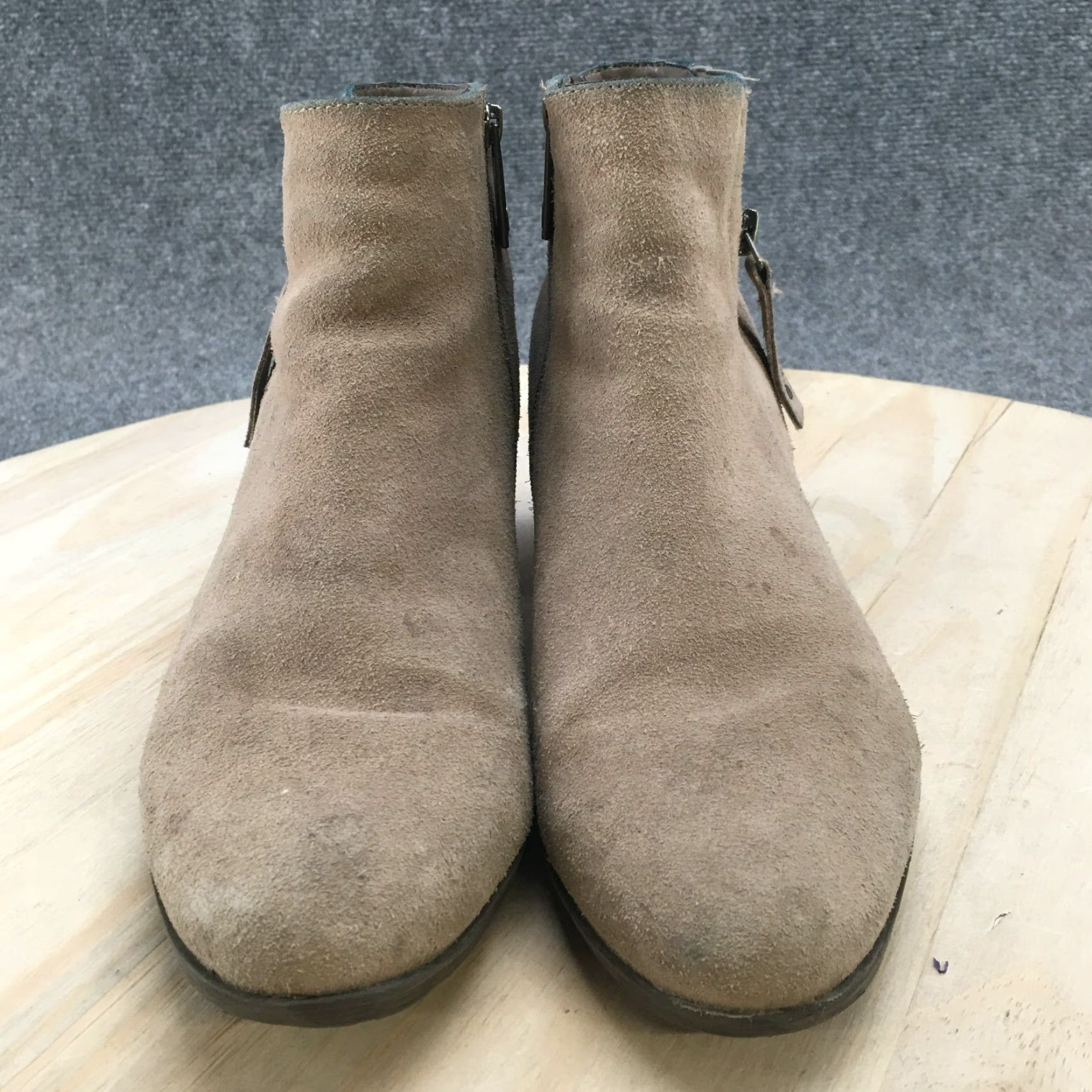 Blondo Blondo Waterproof Boots Womens 9 M Ankle Booties Tan Suede Casual Side Zip B5789 Size US 9 / IT 39 - 4 Thumbnail
