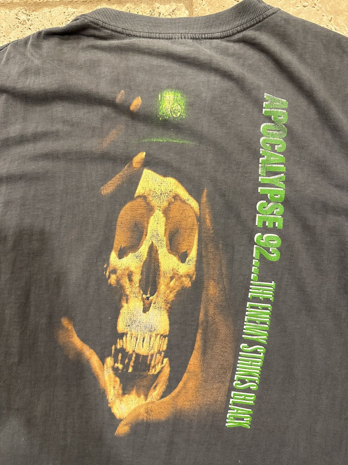 Public Enemy Vintage Public Enemy Apocalypse 1992 Grey Faded Tee Size US XL / EU 56 / 4 - 12 Thumbnail