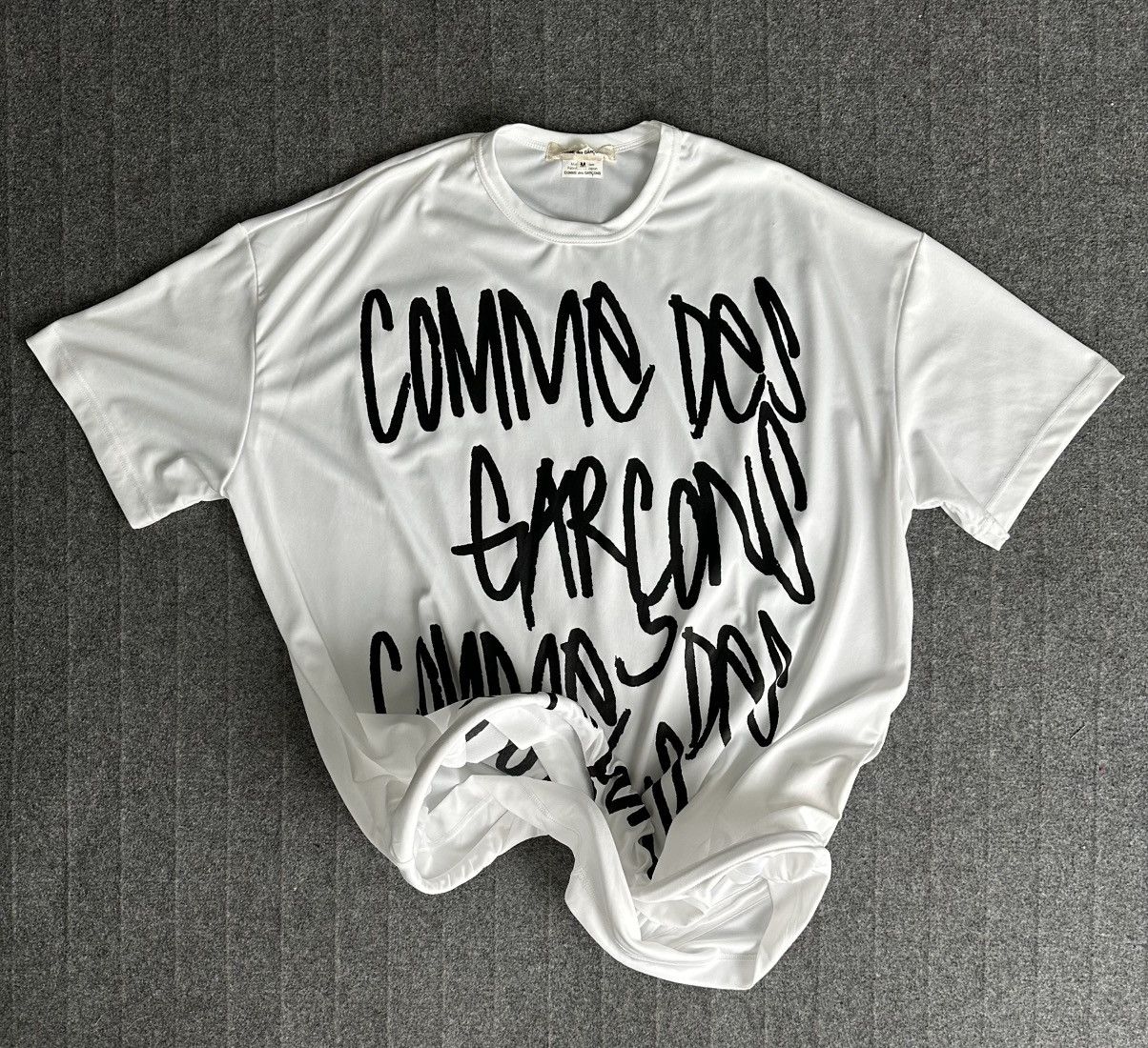 Comme des Garcons Comme des Garcons - A/W21 Wrap Graphic Print Crew Neck Shirt Size M / US 6-8 / IT 42-44 - 1 Thumbnail