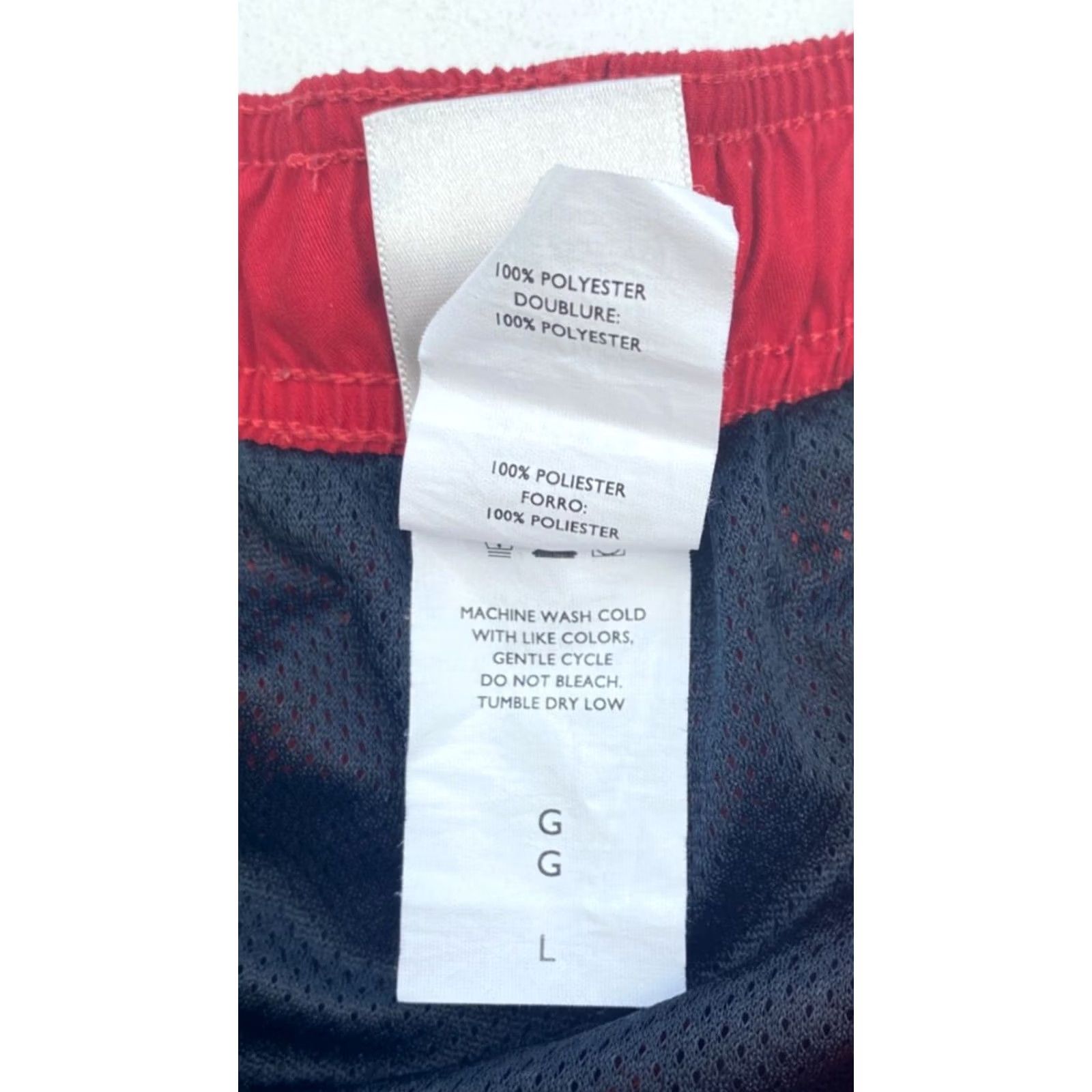 Nike VINTAGE Nike Swim Shorts Men’s L Black and Red Y2K Beach Style Bottoms Size US 33 - 6 Thumbnail