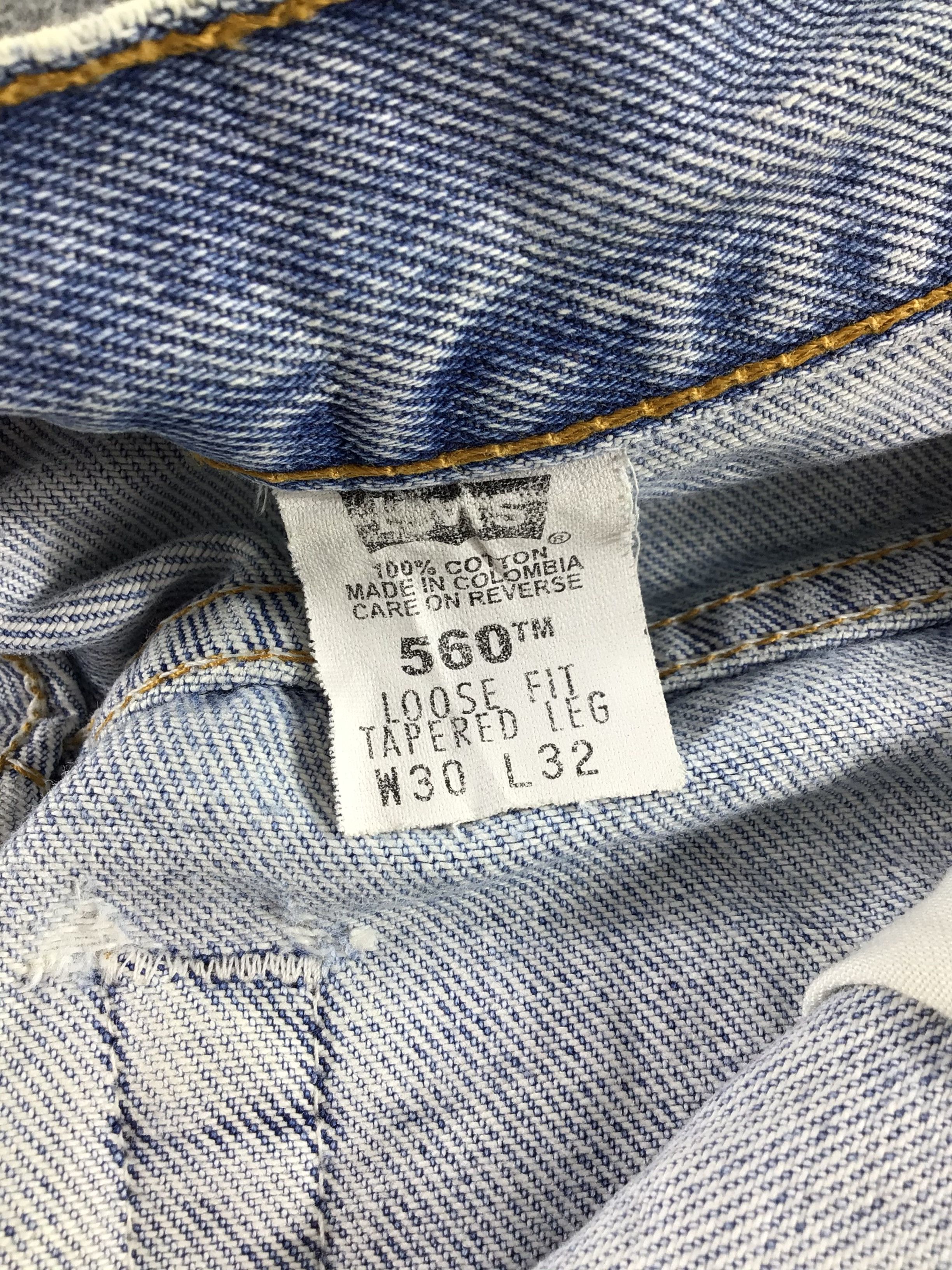 Levi's Vintage Levis 560 Jeans Distress Faded Blue Denim -J559 Size US 30 / EU 46 - 11 Thumbnail
