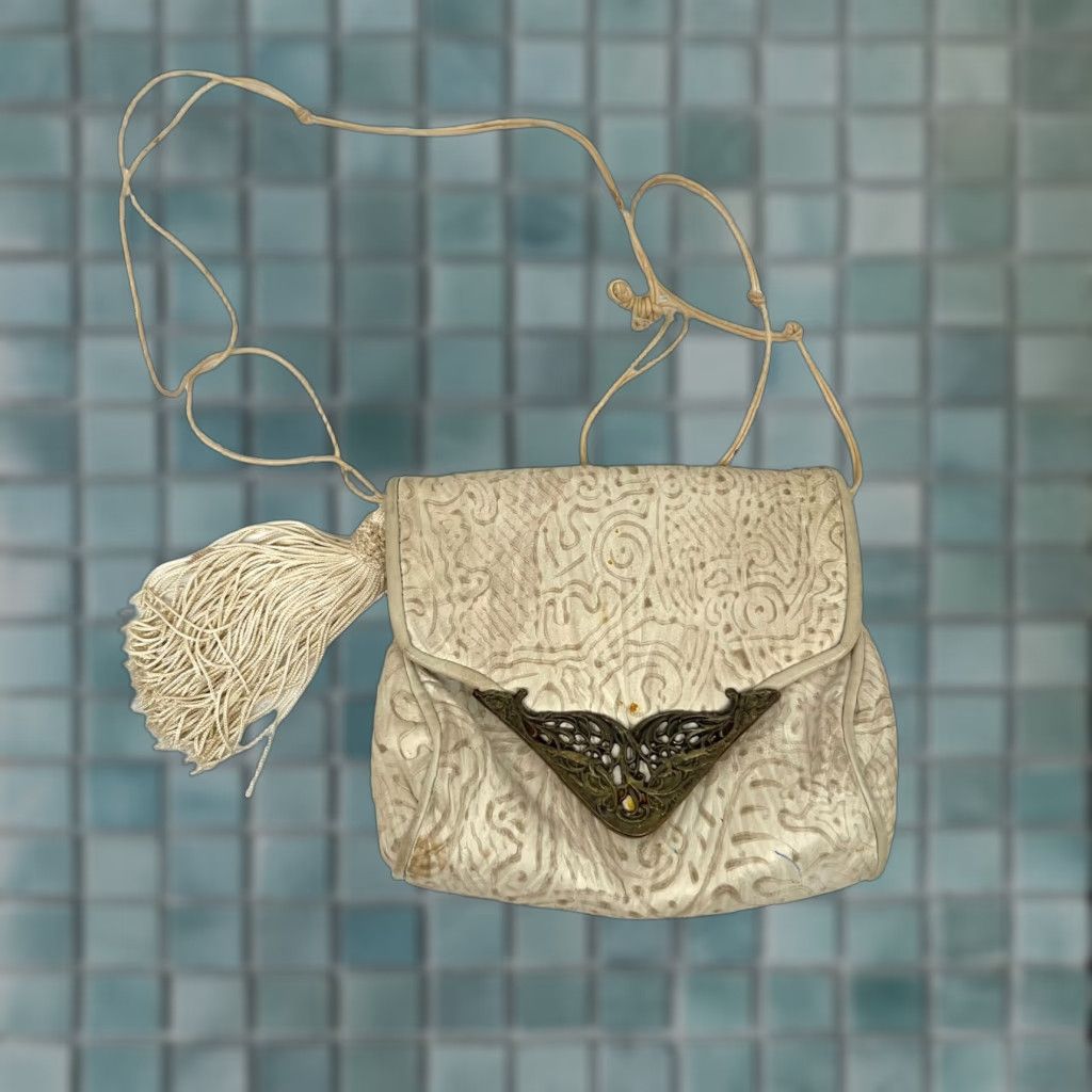 Vintage VINTAGE Crossbody Clutch Purse Beige Small Womens Crossbody Beige Geometric Fringe Faux Leather Snap Gold Hardware Bag 6x7x2 in Size ONE SIZE - 1 Thumbnail