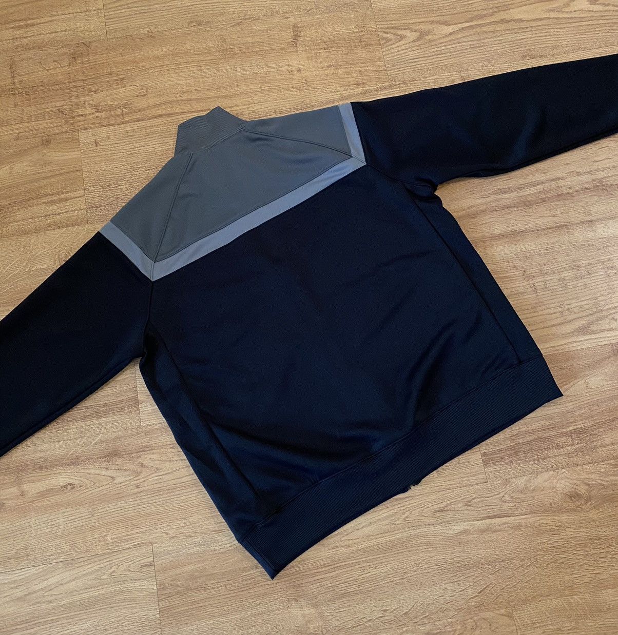 Nike Nike Track Top Jacket x Vintage x Streetwear Size US XL / EU 56 / 4 - 4 Thumbnail