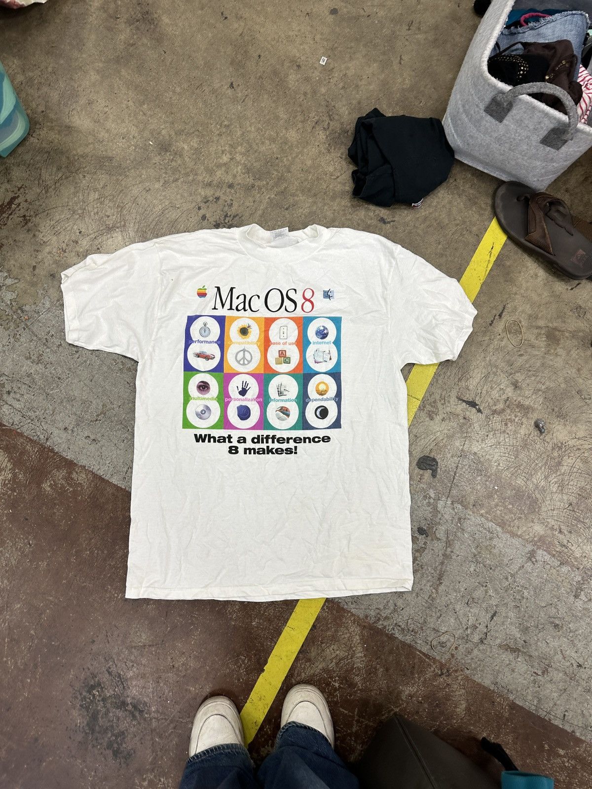 Other Vintage Apple Mac OS 8 graphic tee size Xl Size US XL / EU 56 / 4 - 1 Thumbnail