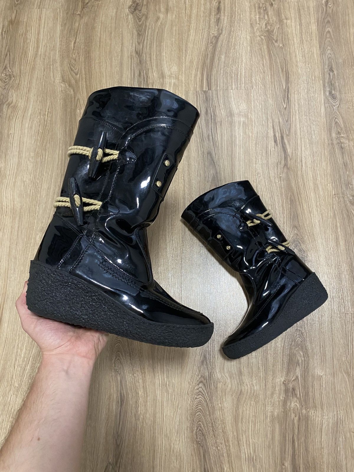 Burberry Burberry Black Patent Leather Snow Boot Size: 41 Size US 11 / IT 41 - 1 Thumbnail