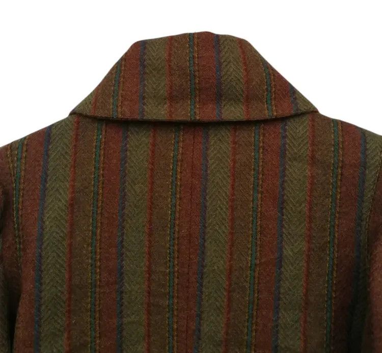 Salvatore Ferragamo Vintage Salvatore Ferragamo Wool Crop Tops Jacket Size M / US 6-8 / IT 42-44 - 11 Thumbnail