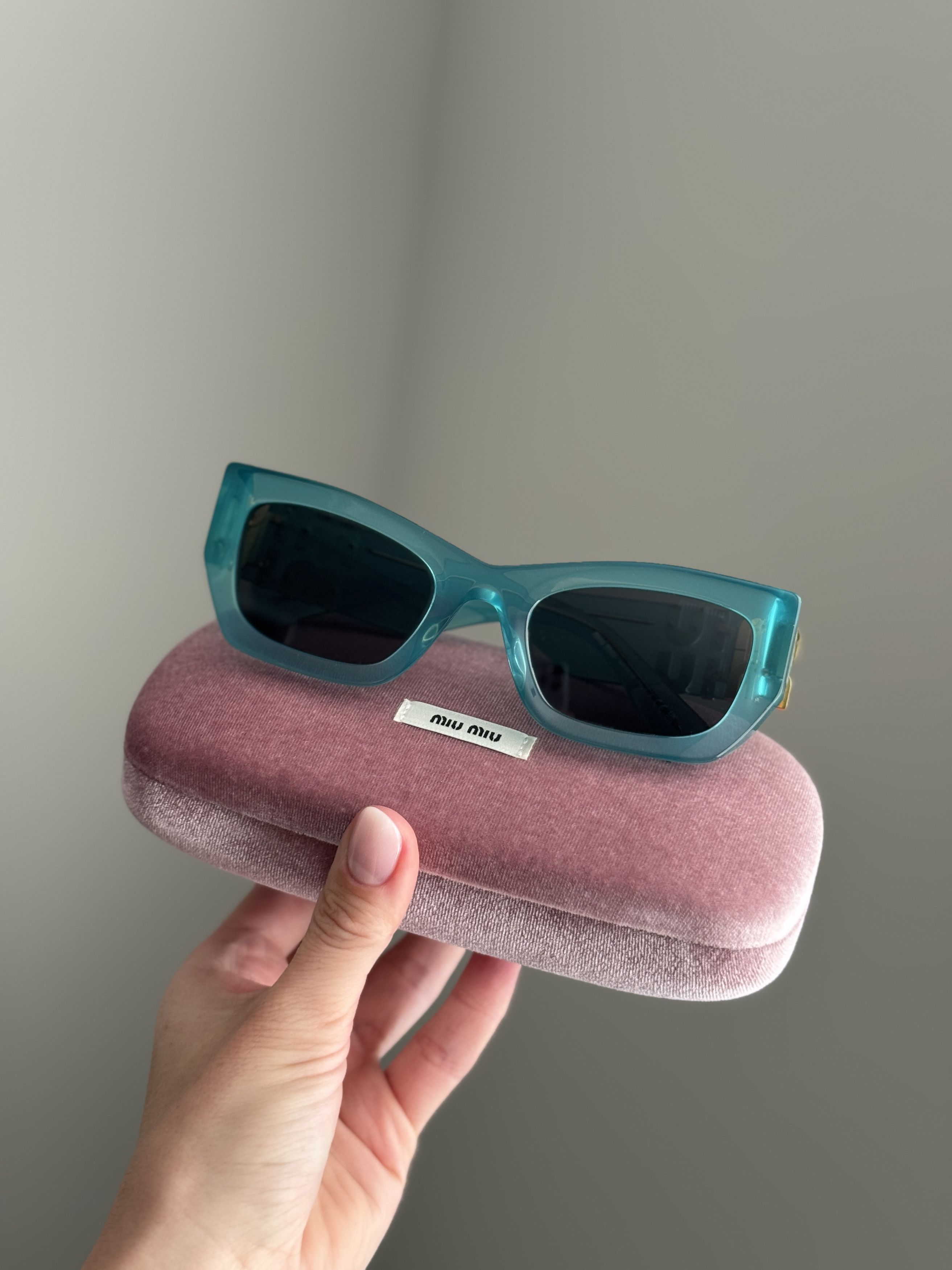 Miu Miu Miu Miu Women Sunglasses MU09WS GLIMPSE 19L09T BRAND NEW Size ONE SIZE - 10 Thumbnail