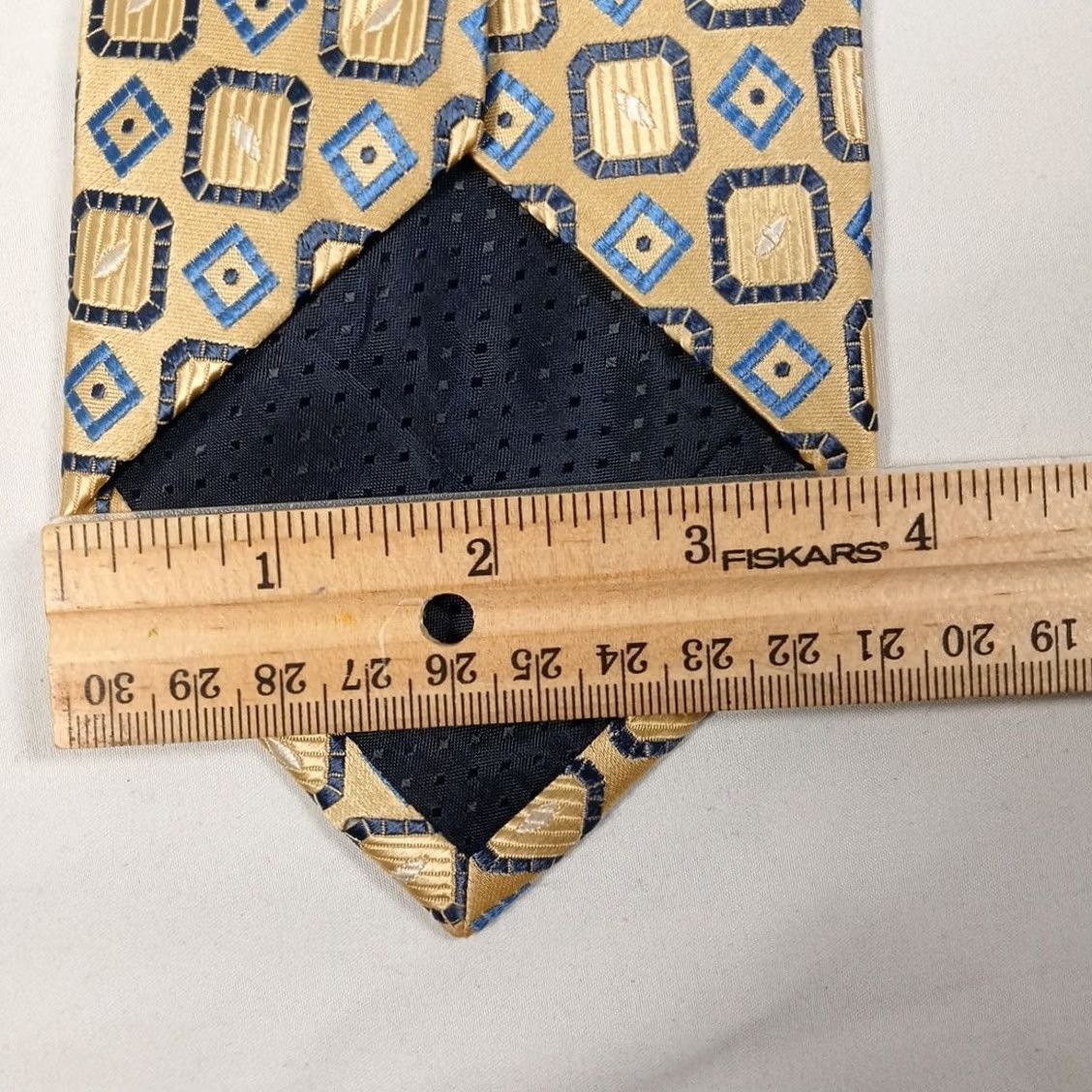 Vintage Collections By Tango Mens Necktie Gold Geometric Pattern Silk 3.75" x 59" Classic 100% Silk Necktie Men Size ONE SIZE - 6 Thumbnail
