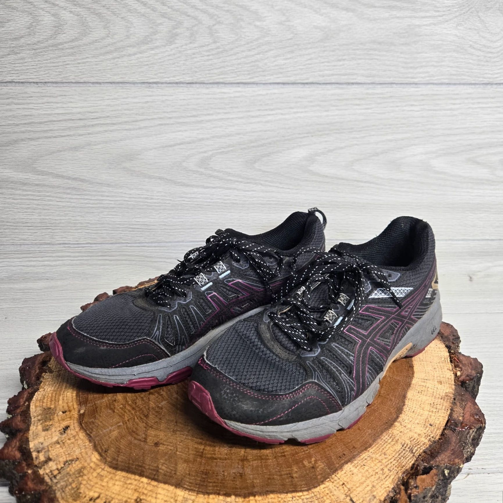 Asics ASICS Gel Venture 6 Athletic Shoes Women Multicolor Low Top Running Shoes Adult Womens Size 9 Size M / US 6-8 / IT 42-44 - 2 Thumbnail