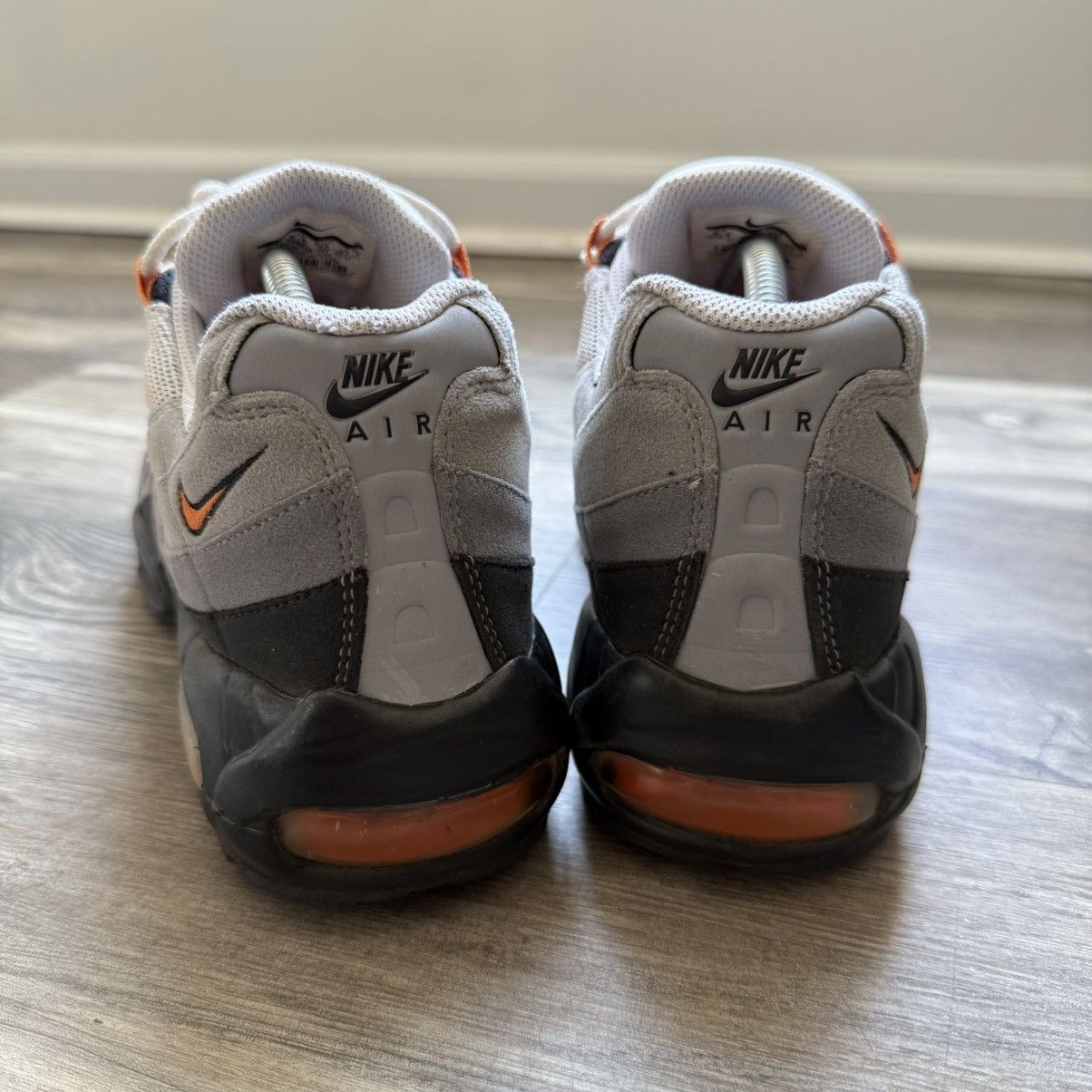 Nike S/S 2011 Nike Air Max 95 "Bright Mandarin" Size US 9.5 / EU 42-43 - 5 Thumbnail