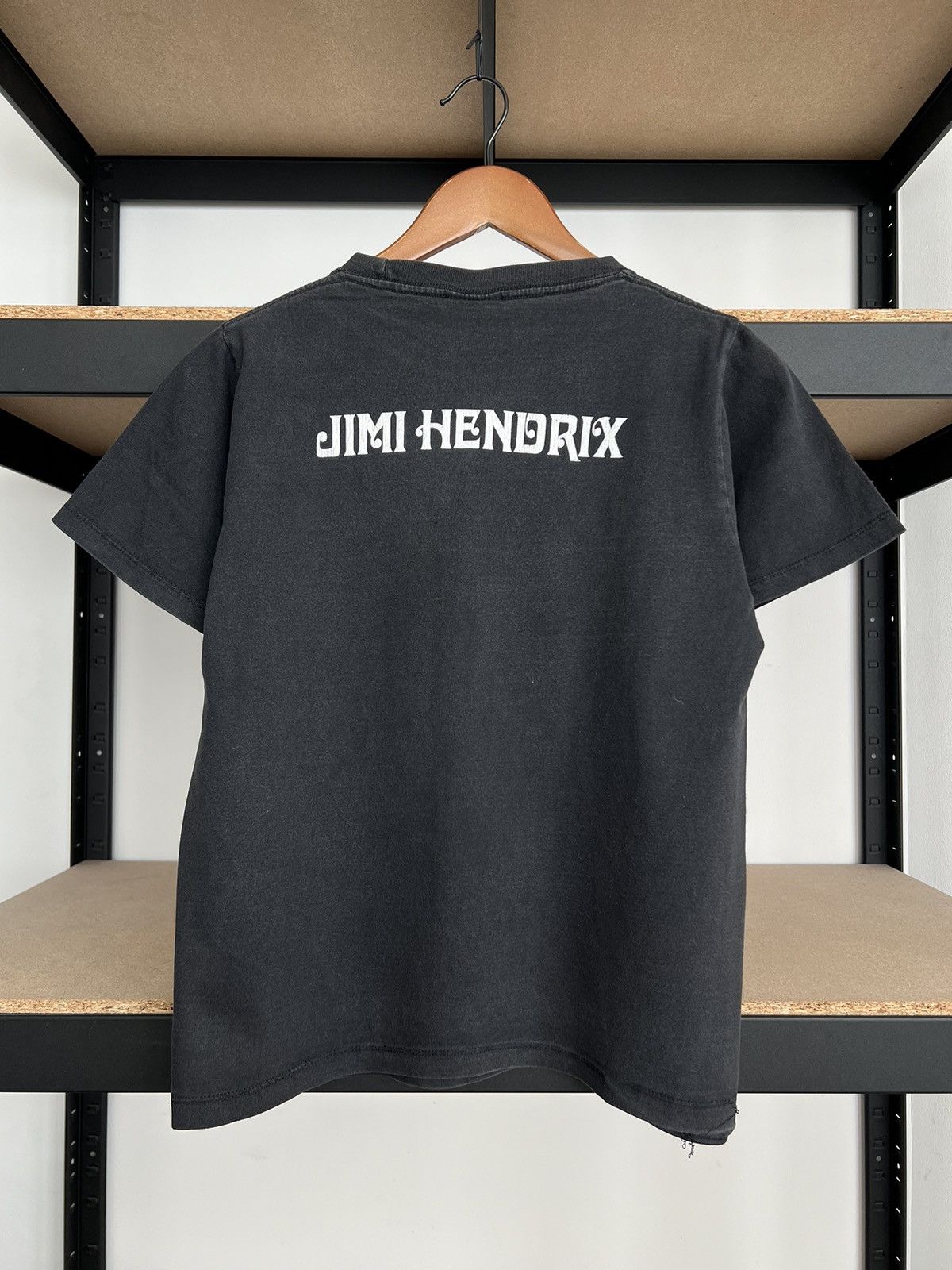 Band Tees Vintage 90s Jimi Hendrix South Saturn Delta Black T-shirt Size US S / EU 44-46 / 1 - 2 Thumbnail